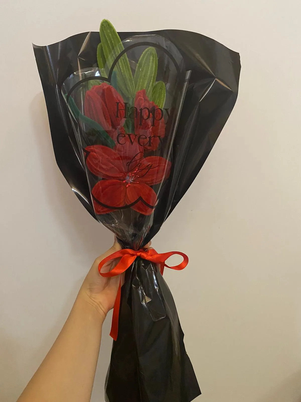 Kırmızı Çiçek Buket