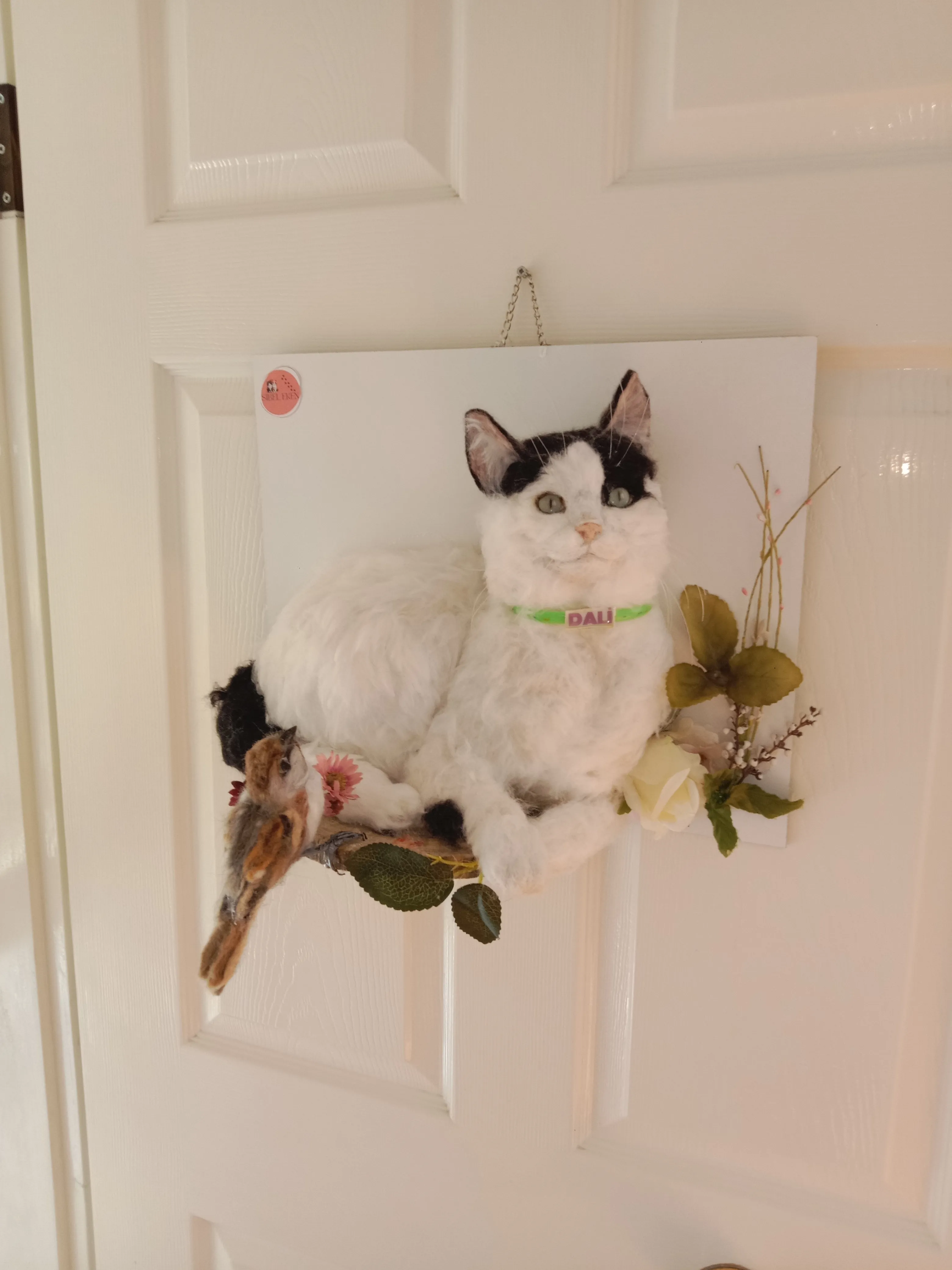 Keçe Yünü ile El Yapımı Kedi Figürü