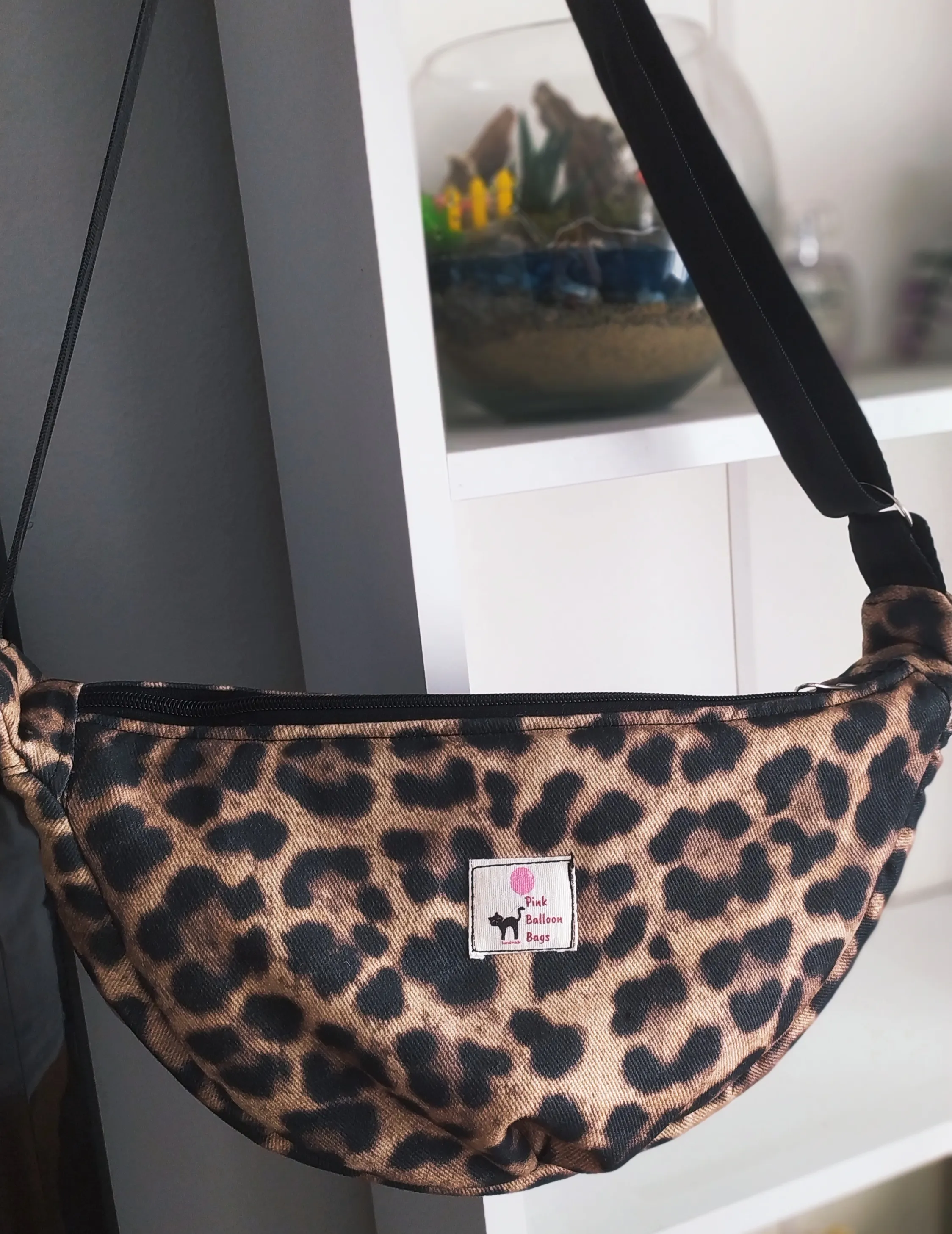 Moonbag Leopar Desenli Kadın Çapraz Çanta