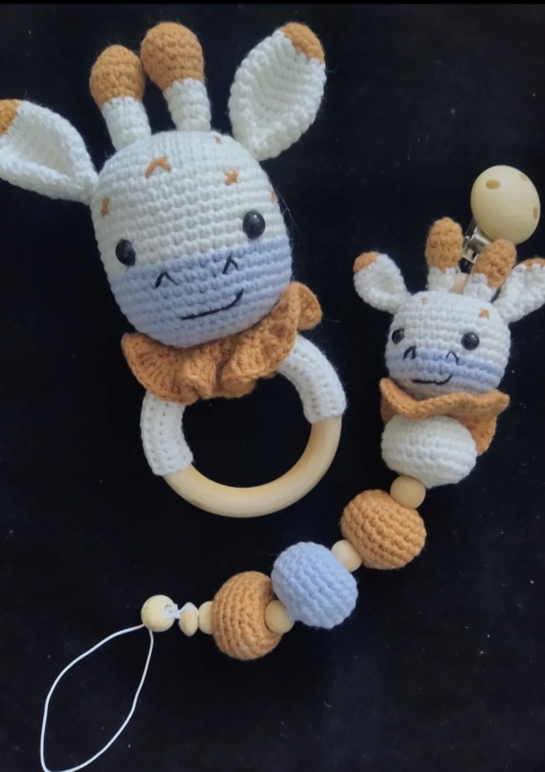 Amigurumi Zürafa Çıngırak ve Emzik Zinciri Seti