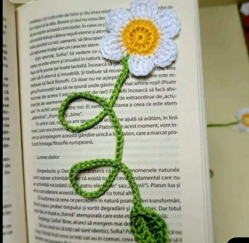 El Yapımı Çiçek Kitap Ayracı – Örgü Papatya Tasarımlı El Örgüsü Ayraç