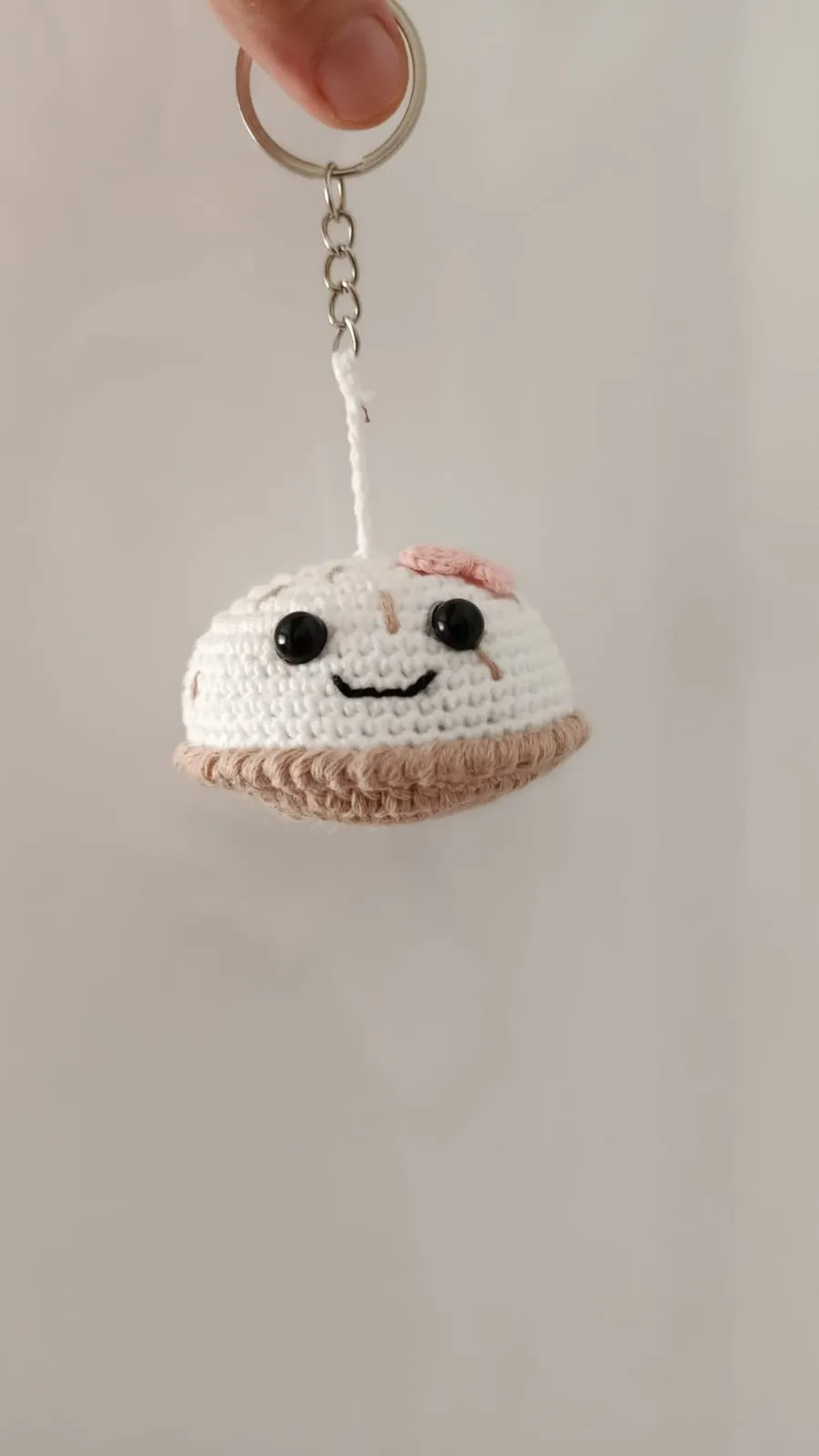 El Yapımı Amigurumi Etipuf Anahtarlık – 10 cm
