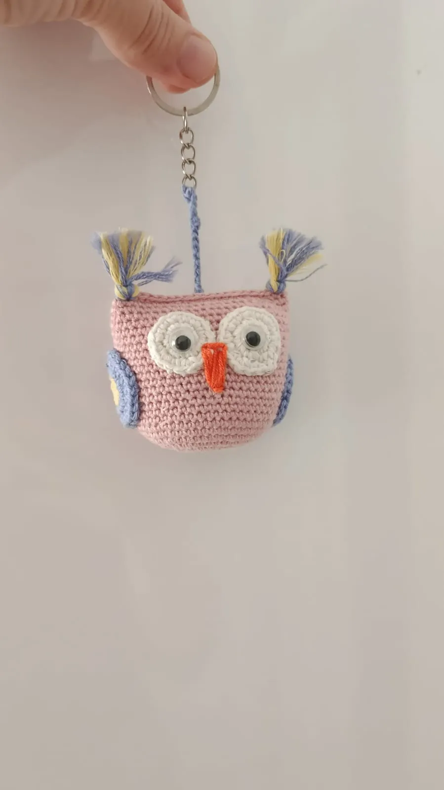 El Yapımı Amigurumi Baykuş Anahtarlık – 10 cm