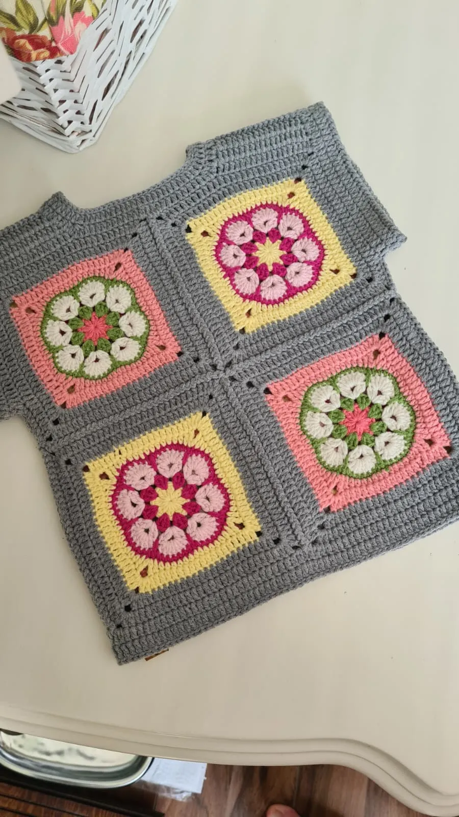 El Örgüsü Motifli Bebek Yeleği 1 Yaş | Nako Cotton Lüks ile Hazırlanmış