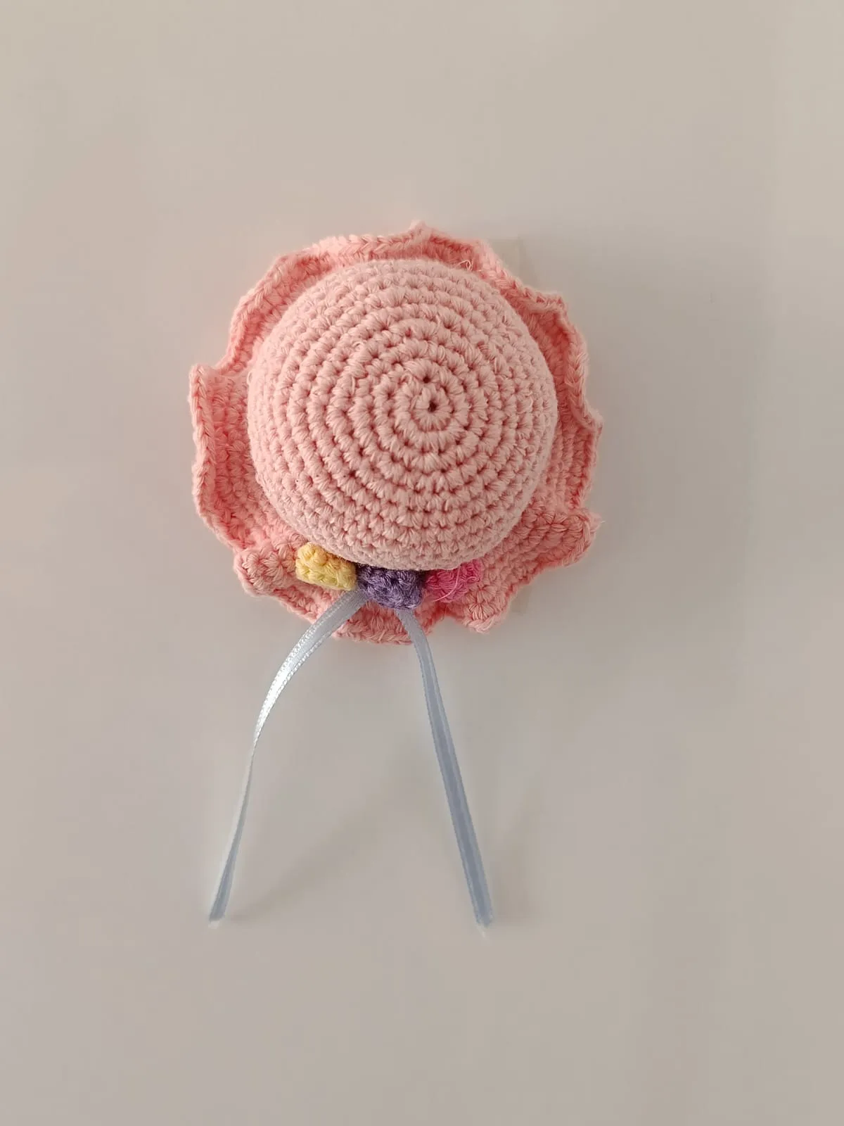 El Yapımı Pembe Şapka Figürlü Klipsli Toka