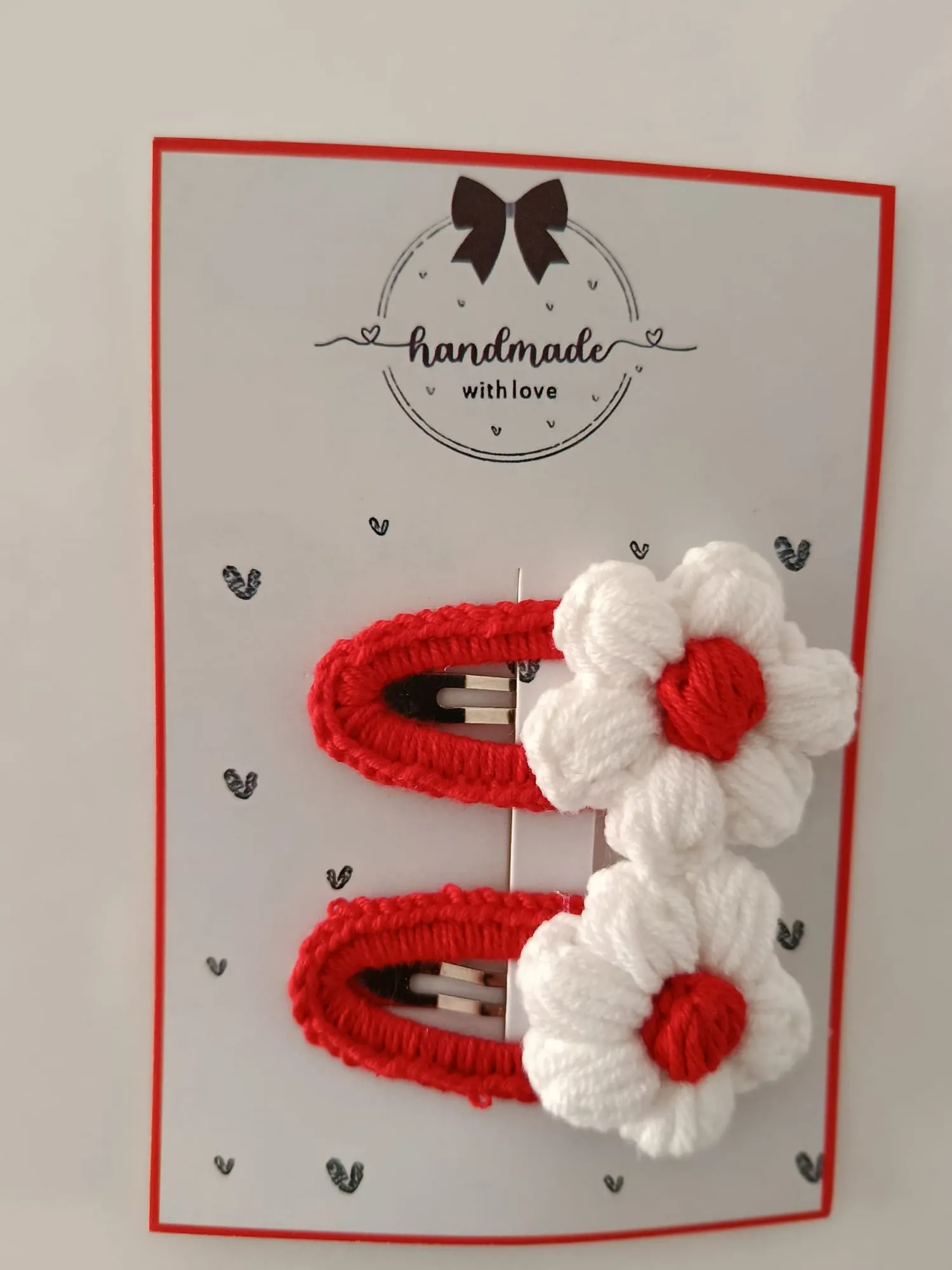 El Yapımı Kırmızı Papatya Toka (2’li Set)