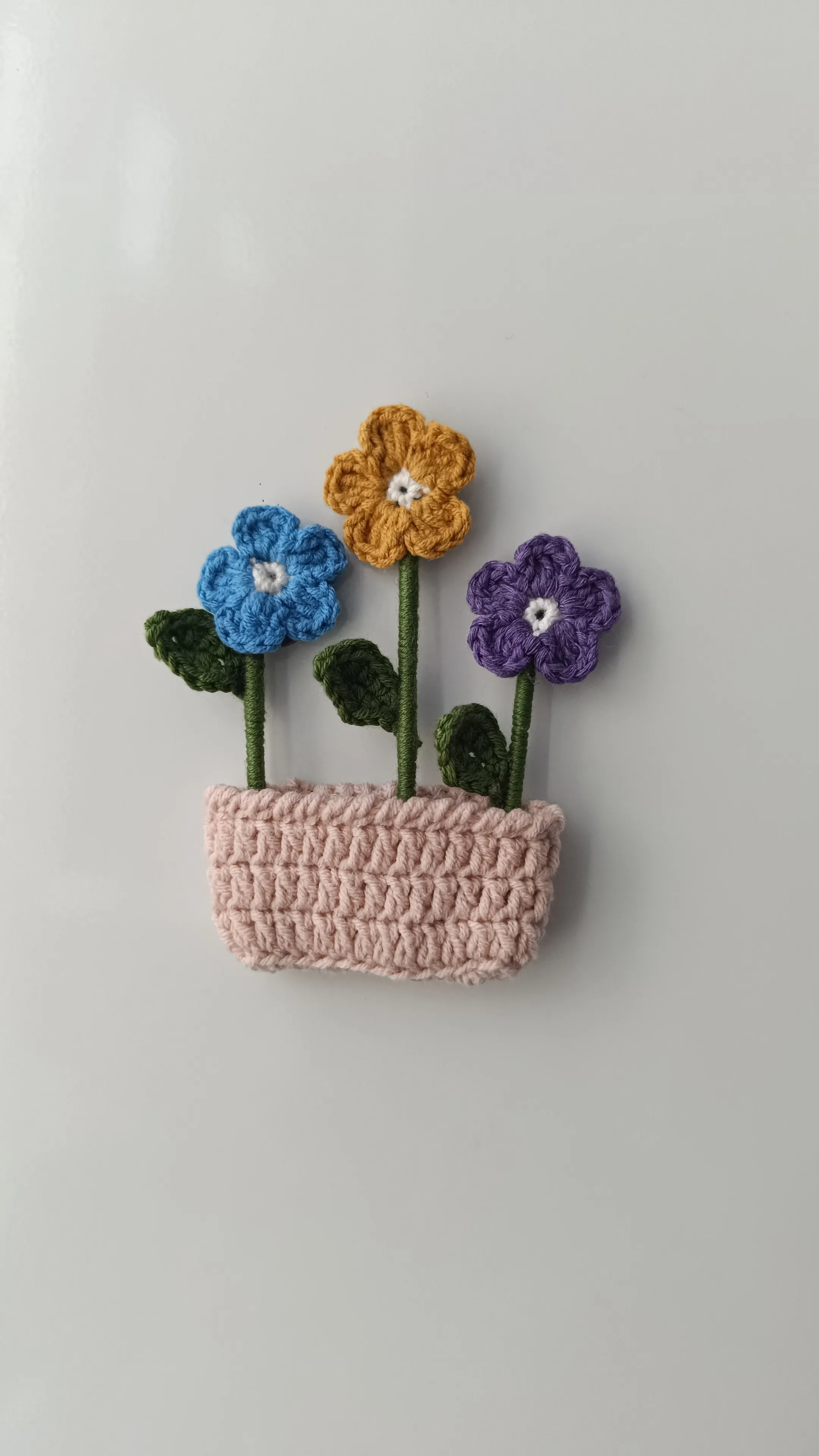 El Örgüsü Çiçek Saksı Magnet