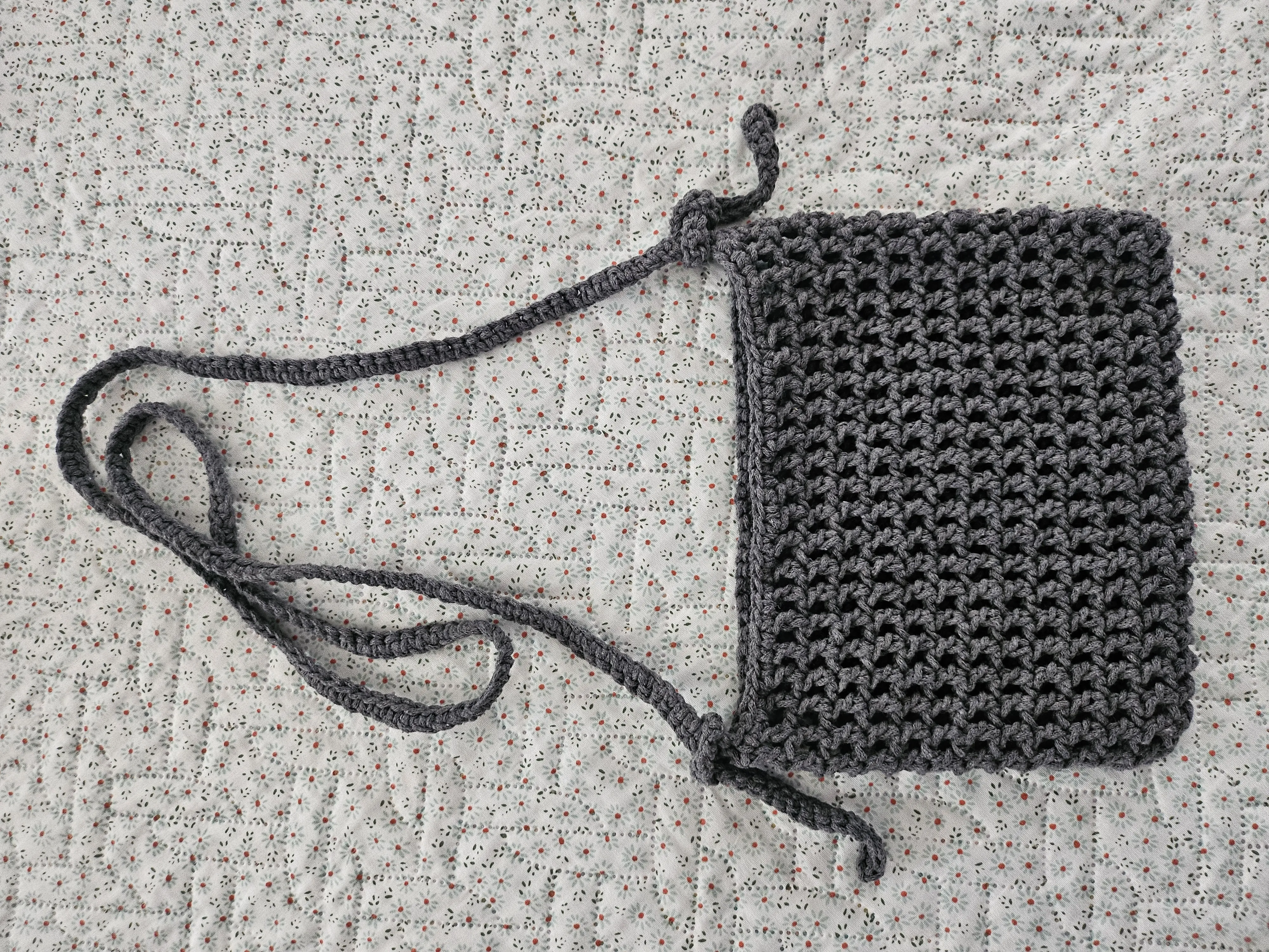 El Yapımı Örgü Cep Telefonu Çantası