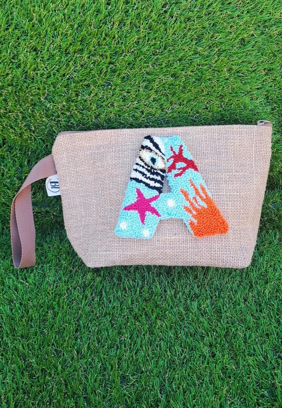 El Yapımı Punch İşlemeli A Harf Çanta