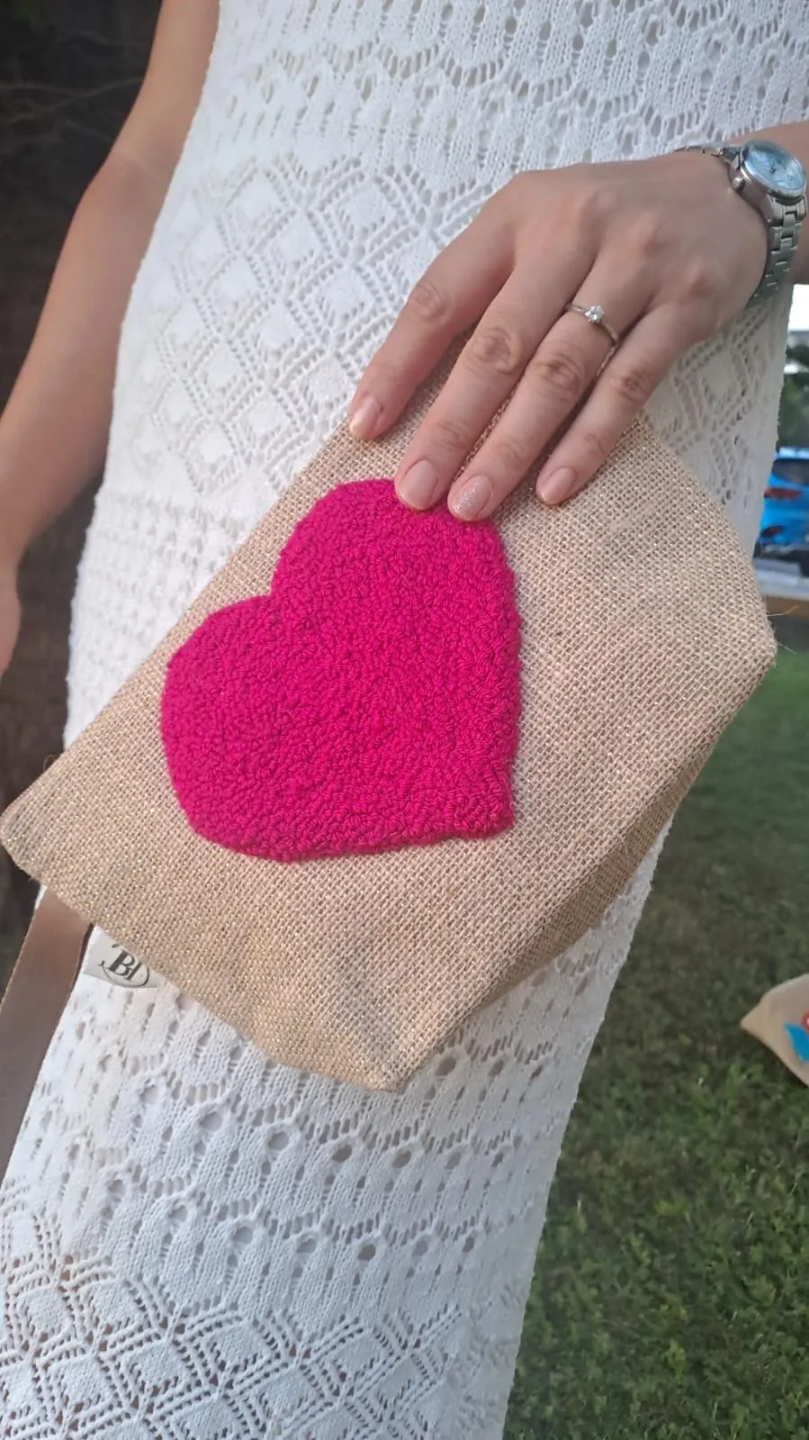 El Yapımı Punch İşlemeli Pembe Kalp Desenli Jüt Çanta