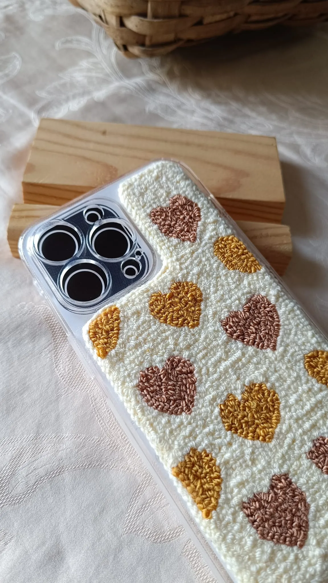 iPhone 15 Compatible Handmade Punch Embroidered Heart Pattern Phone Case