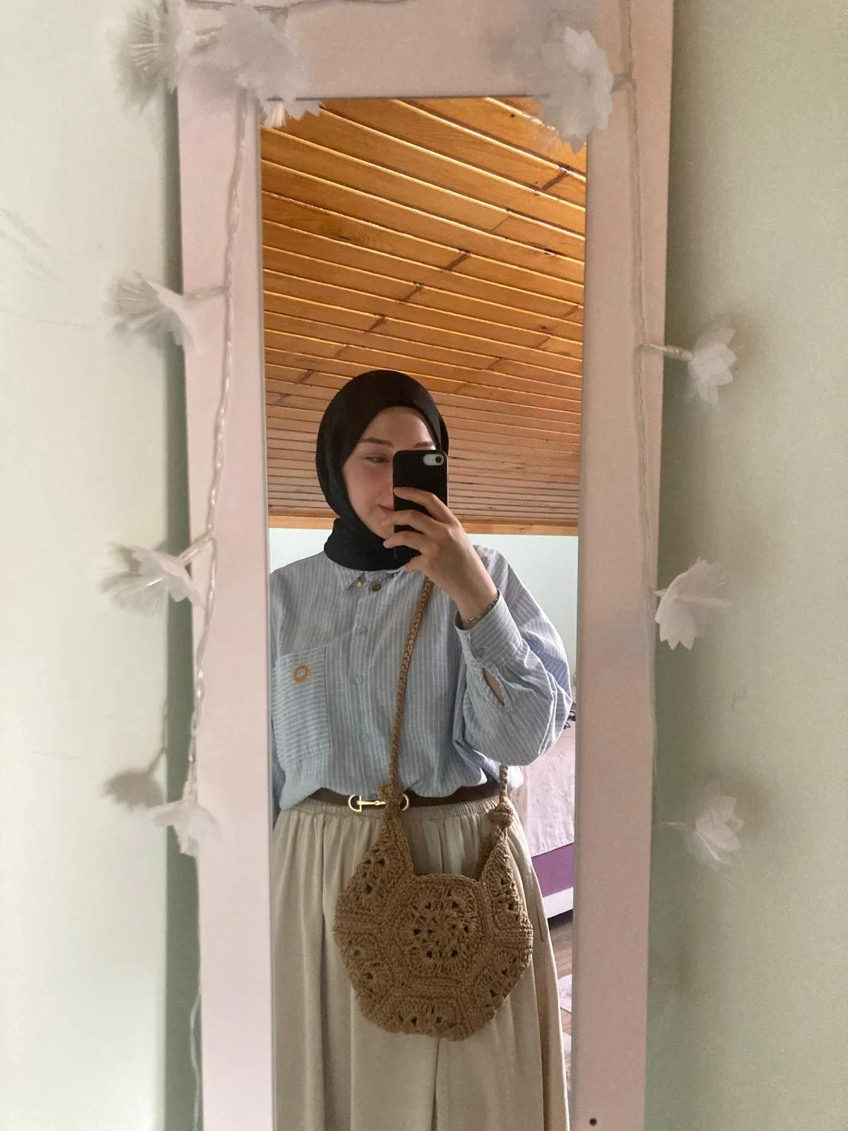 Brown Paper Rope Hexagon Patterned Shoulder Bag