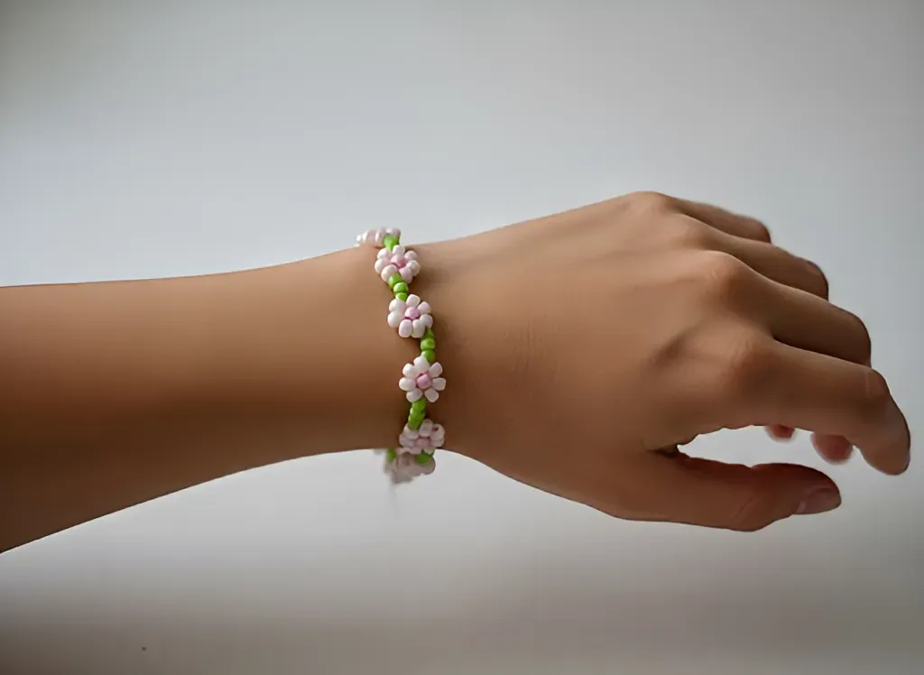 Pink Daisy Patterned Seed Bead Bracelet - Handmade