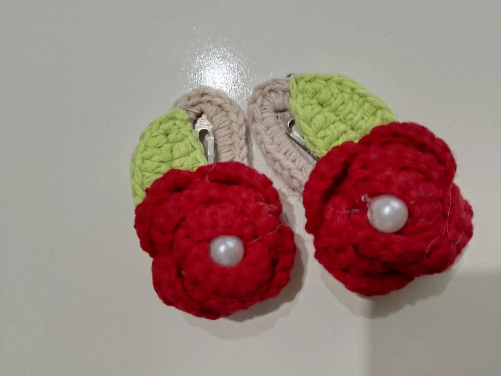 Red Rose Patterned Knitted Hair Clips - Pearl Detailed Handmade