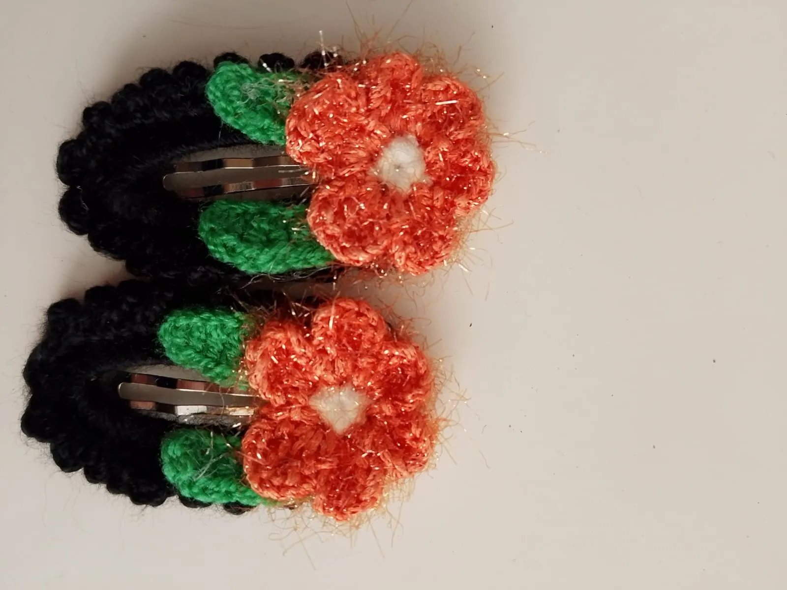 Orange and Green Knitted Flower Detailed Metal Clasp Hair Clip