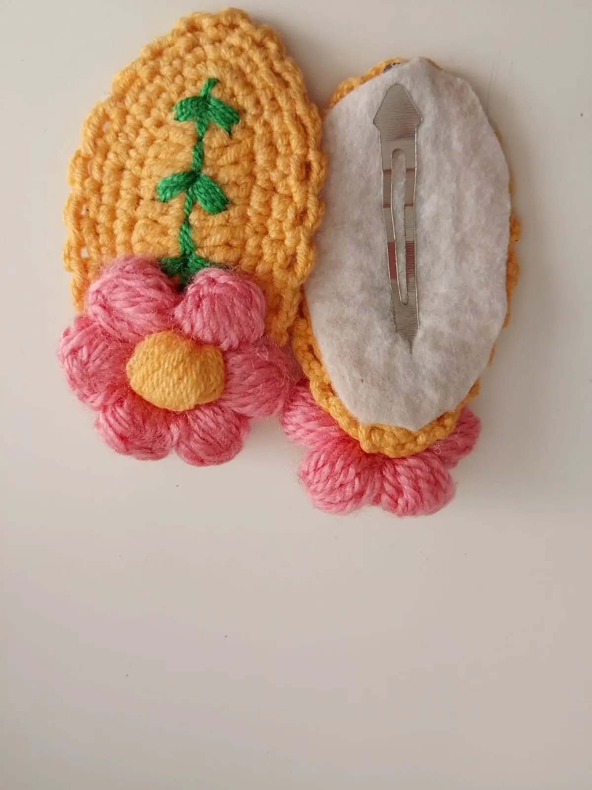 Orange Knitted Background with Pink Daisy Flower Claw Hair Clip