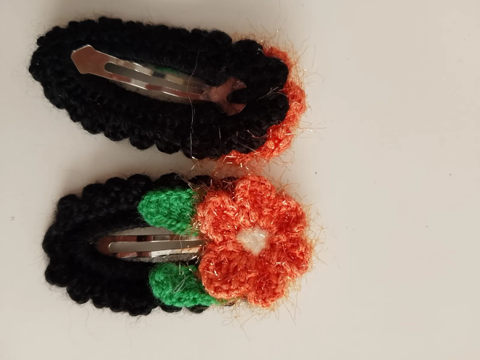 Orange and Green Knitted Flower Detailed Metal Clasp Hair Clip