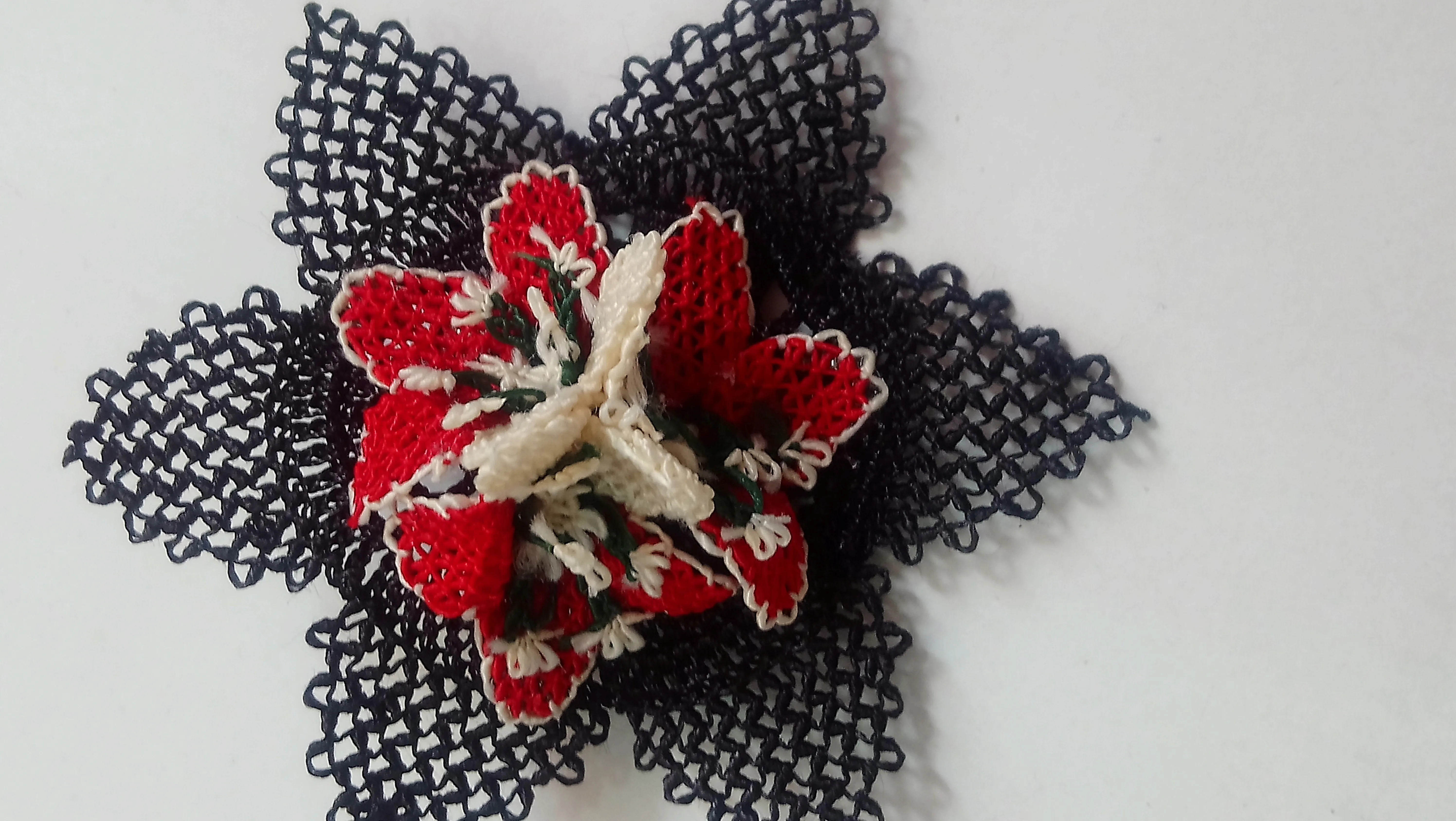 Red White Flower Patterned Needle Lace Collar Brooch - Handmade