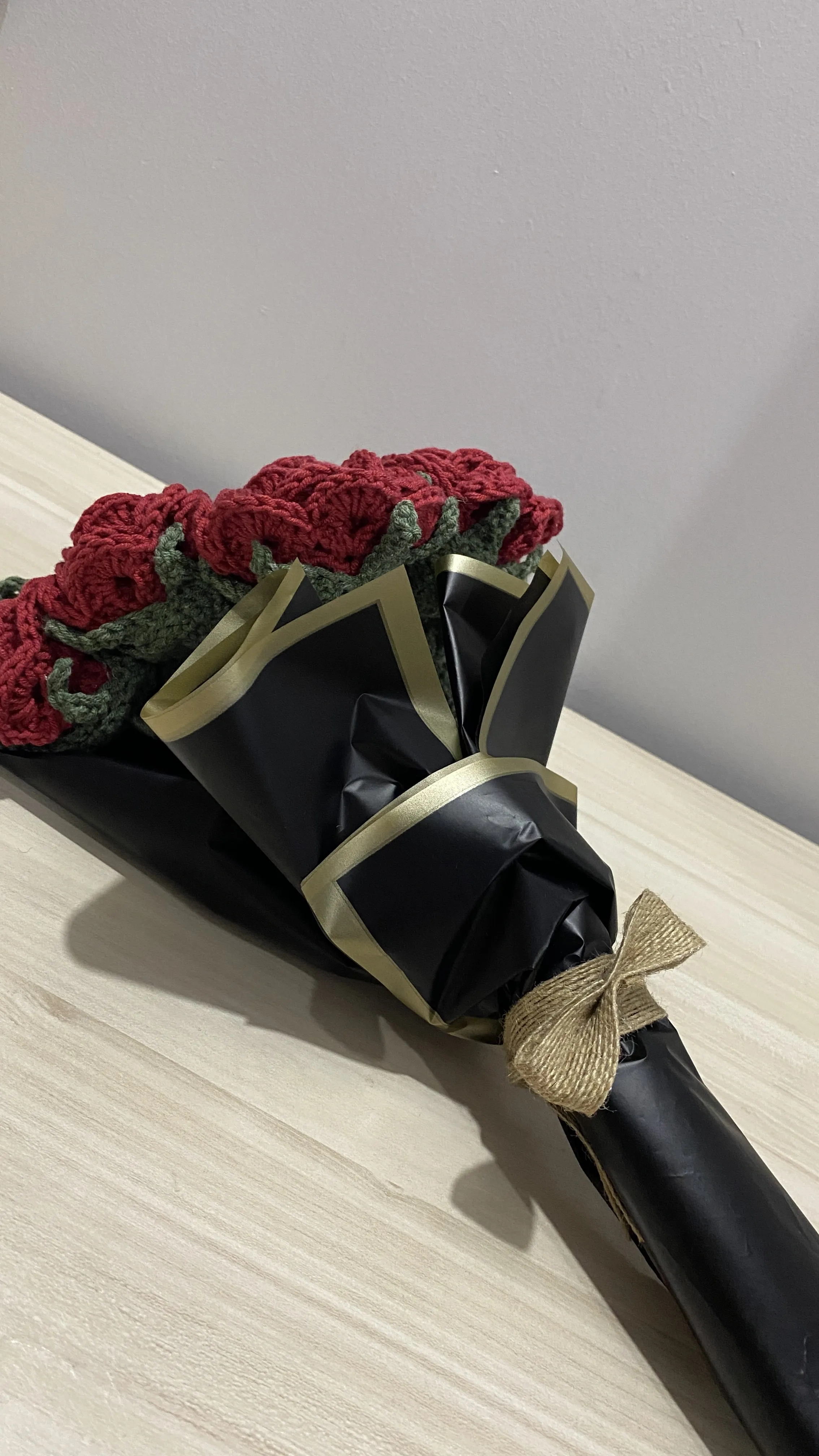 8'li El Yapımı Gül Buketi