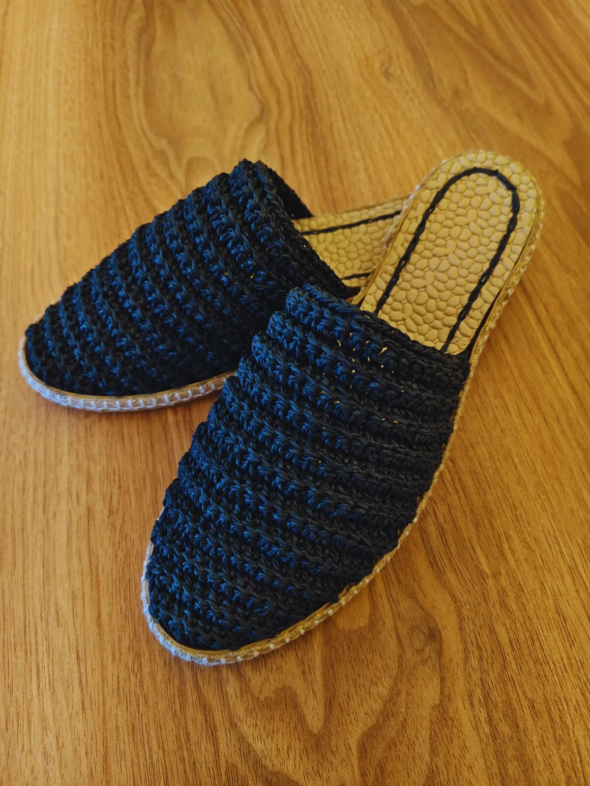 Knitted Women's Slippers – Straw Slippers Comfortable Design Suitable for Daily Combinations