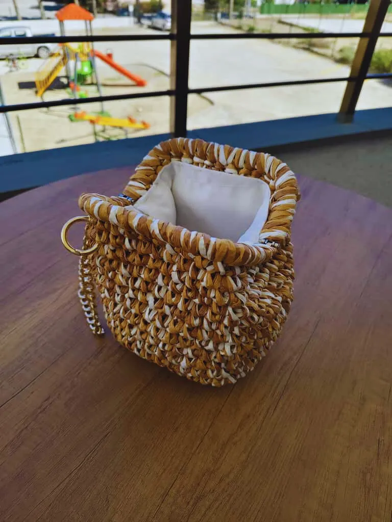 Rafya Örgü Burslu Çanta | Sonbahar Koleksiyonu Omuz & Çapraz Kadın Çantası
Output:
Raffia Knitted Burslu Bag | Autumn Collection Shoulder & Crossbody Women's Bag