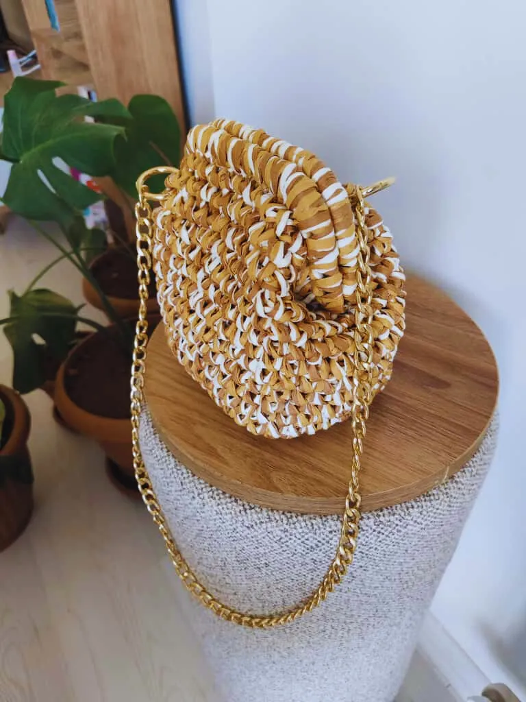 Rafya Örgü Burslu Çanta | Sonbahar Koleksiyonu Omuz & Çapraz Kadın Çantası
Output:
Raffia Knitted Burslu Bag | Autumn Collection Shoulder & Crossbody Women's Bag