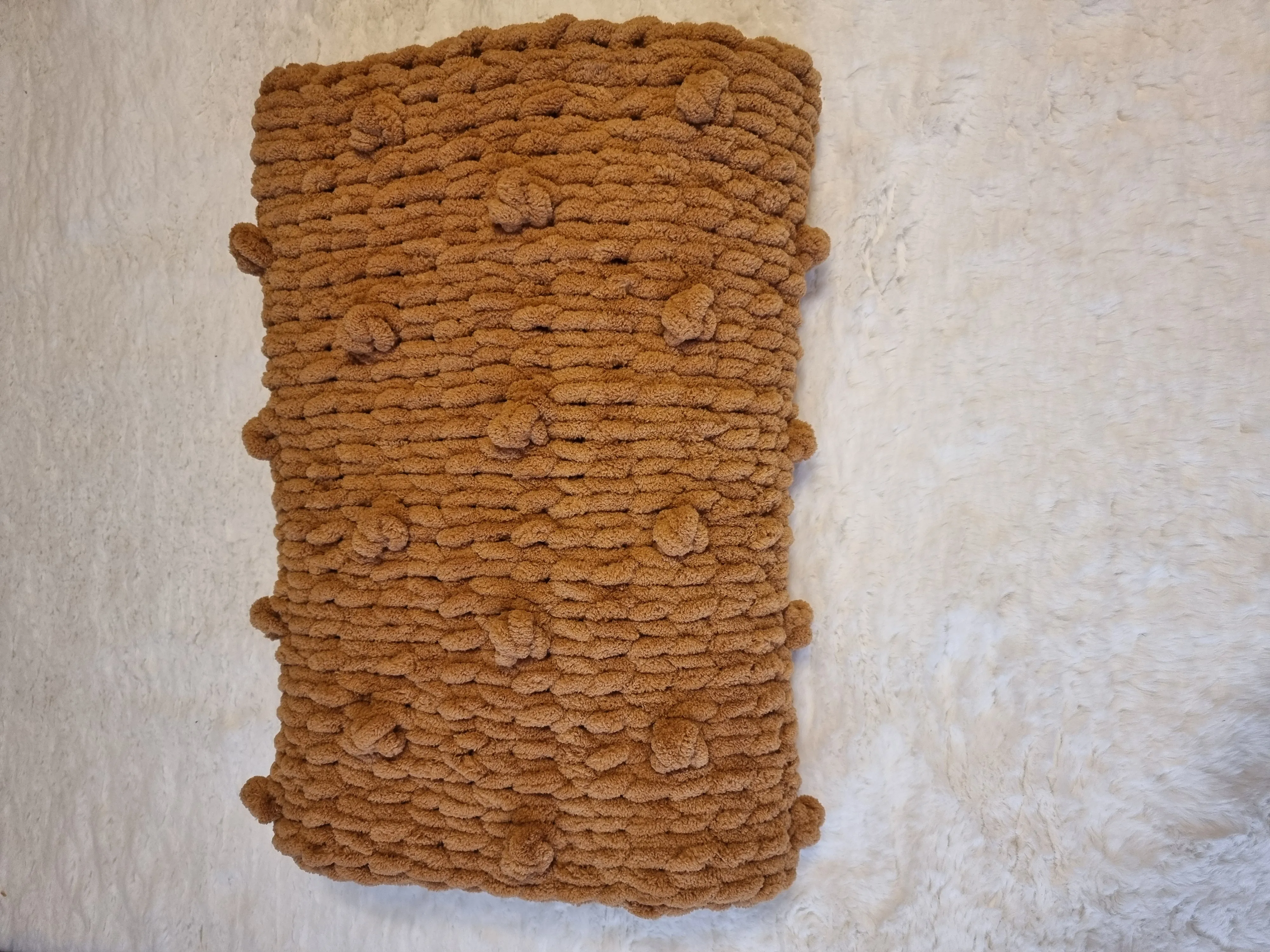 Kahverengi Örgü Bebek Battaniyesi - 90x90 cm Ölçülerinde - El Emeği