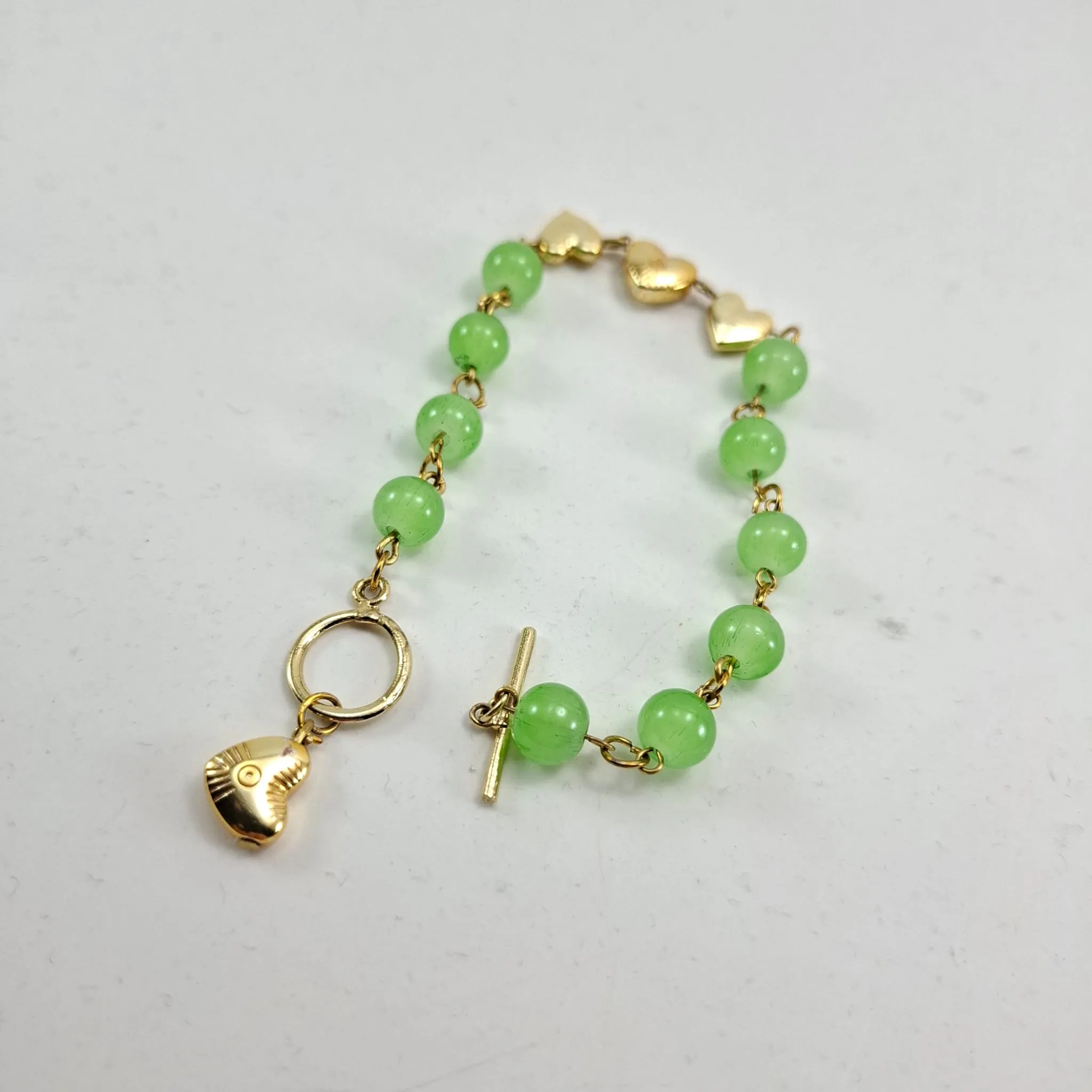 Green Aventurine Stone Gold Colored Heart Detailed Beaded Bracelet
