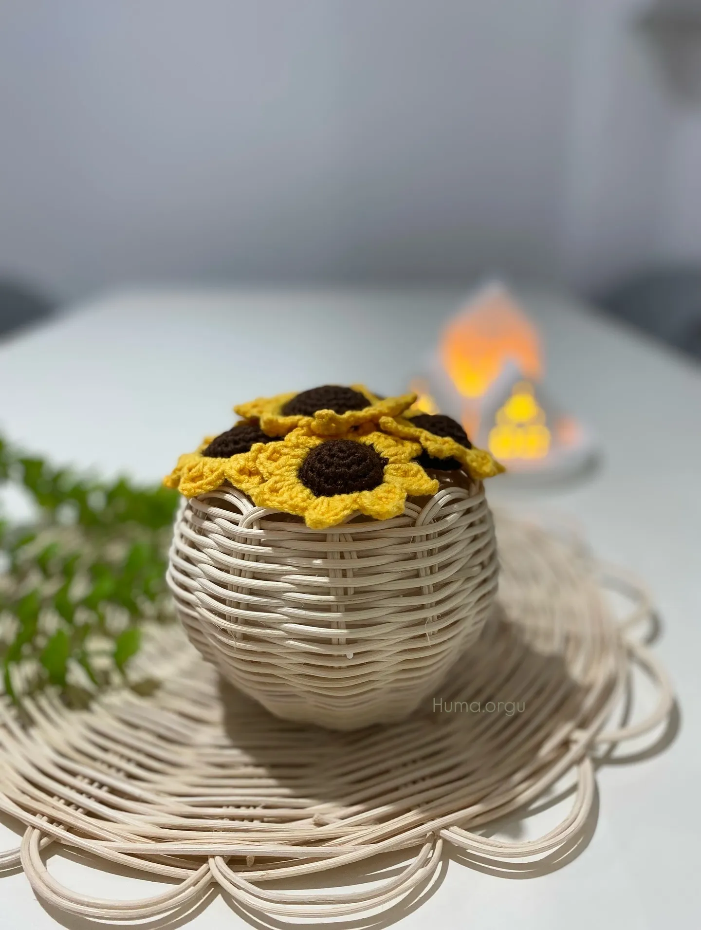 Örgü Ayçiçeği Buketi - Rattan Saksıda Pamuk İpten El Yapımı