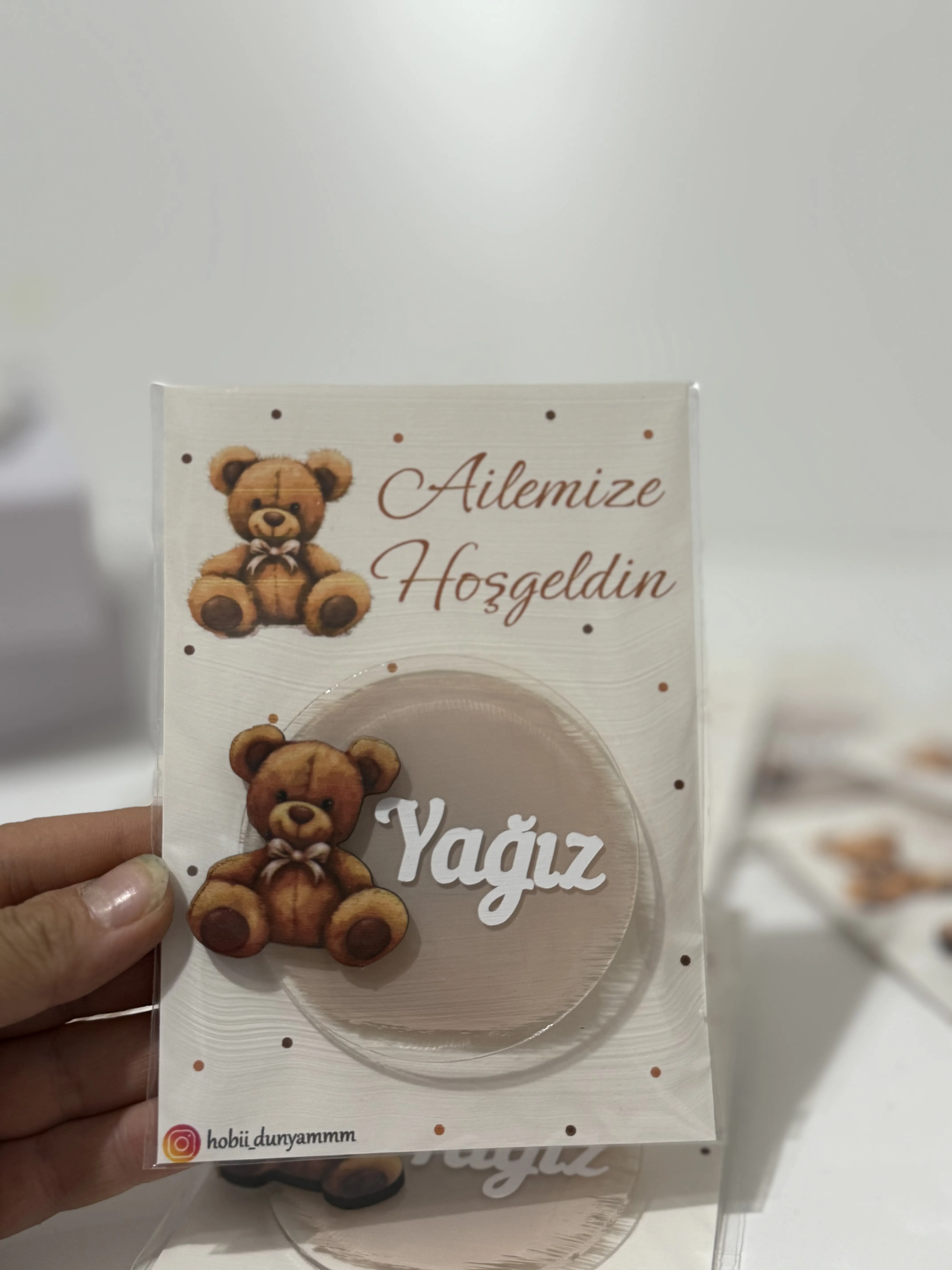 Kişiye Özel Bebek Hediyelik Magnet – Jelatinli, Mıknatıslı ve Renk Seçenekli Hatıra