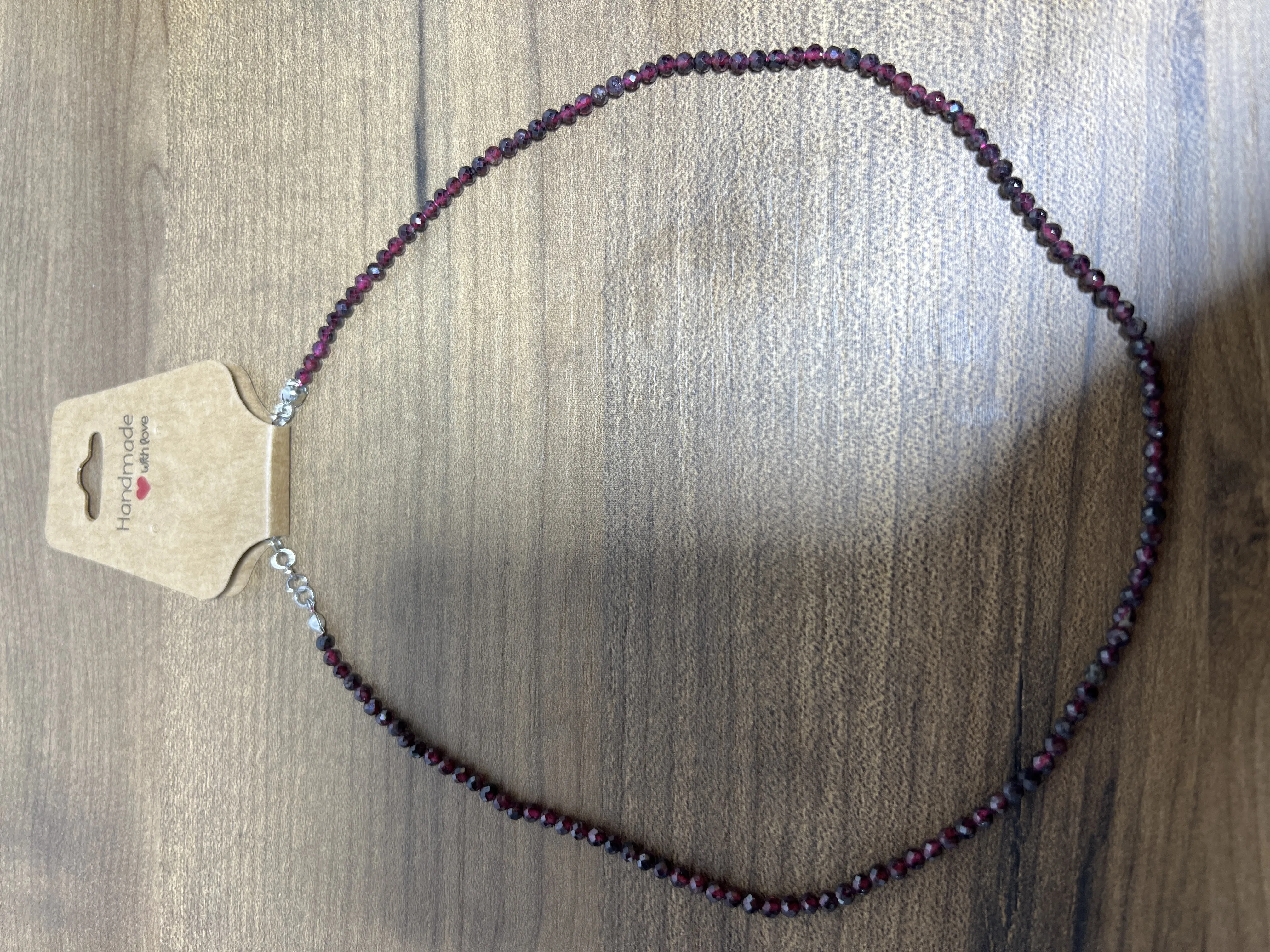 Natural Garnet Stone Necklace - Minimalist Design Elegance (45cm)