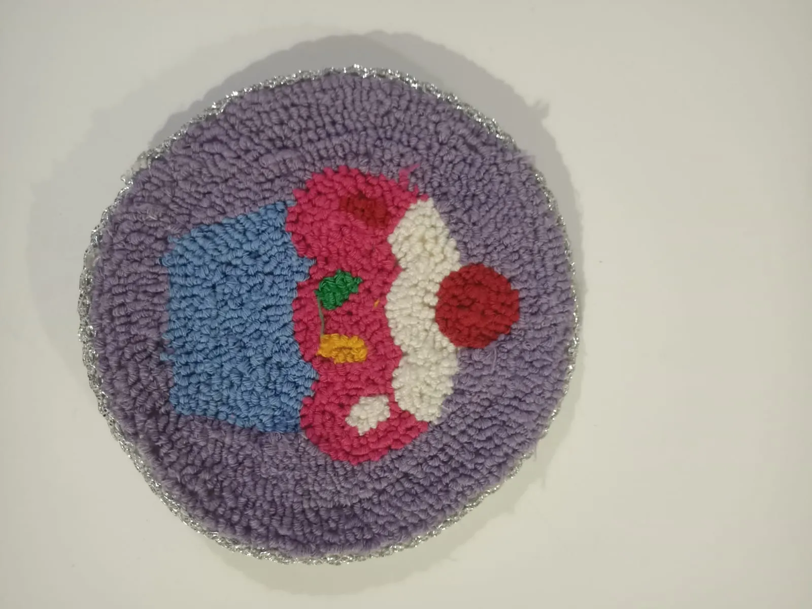 Renkli Yün İplikten Kek Desenli Bardak Altlığı - El Yapımı