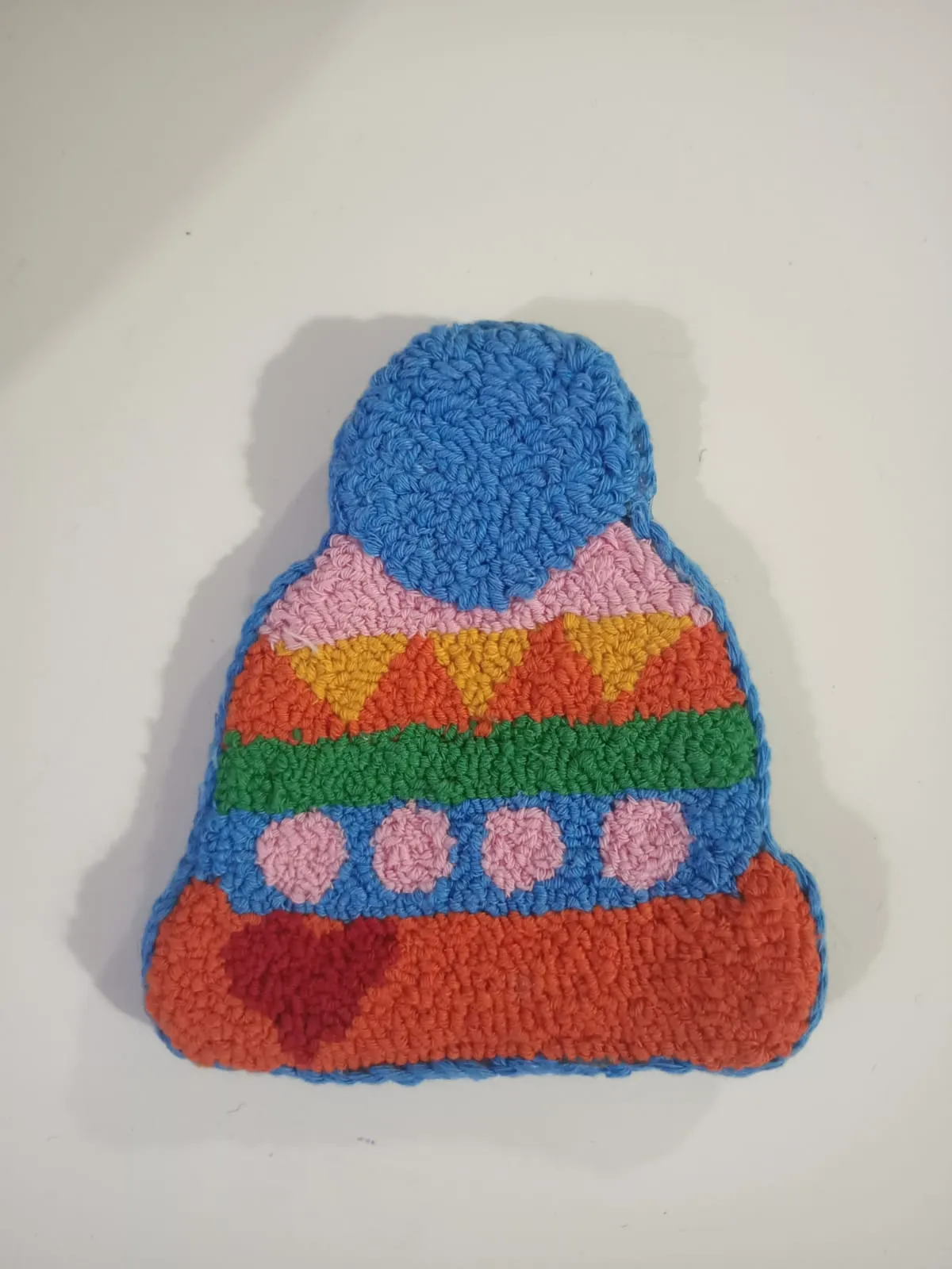 Renkli Örgü Bere Tasarımlı Bardak Altlığı - El Yapımı Dekoratif