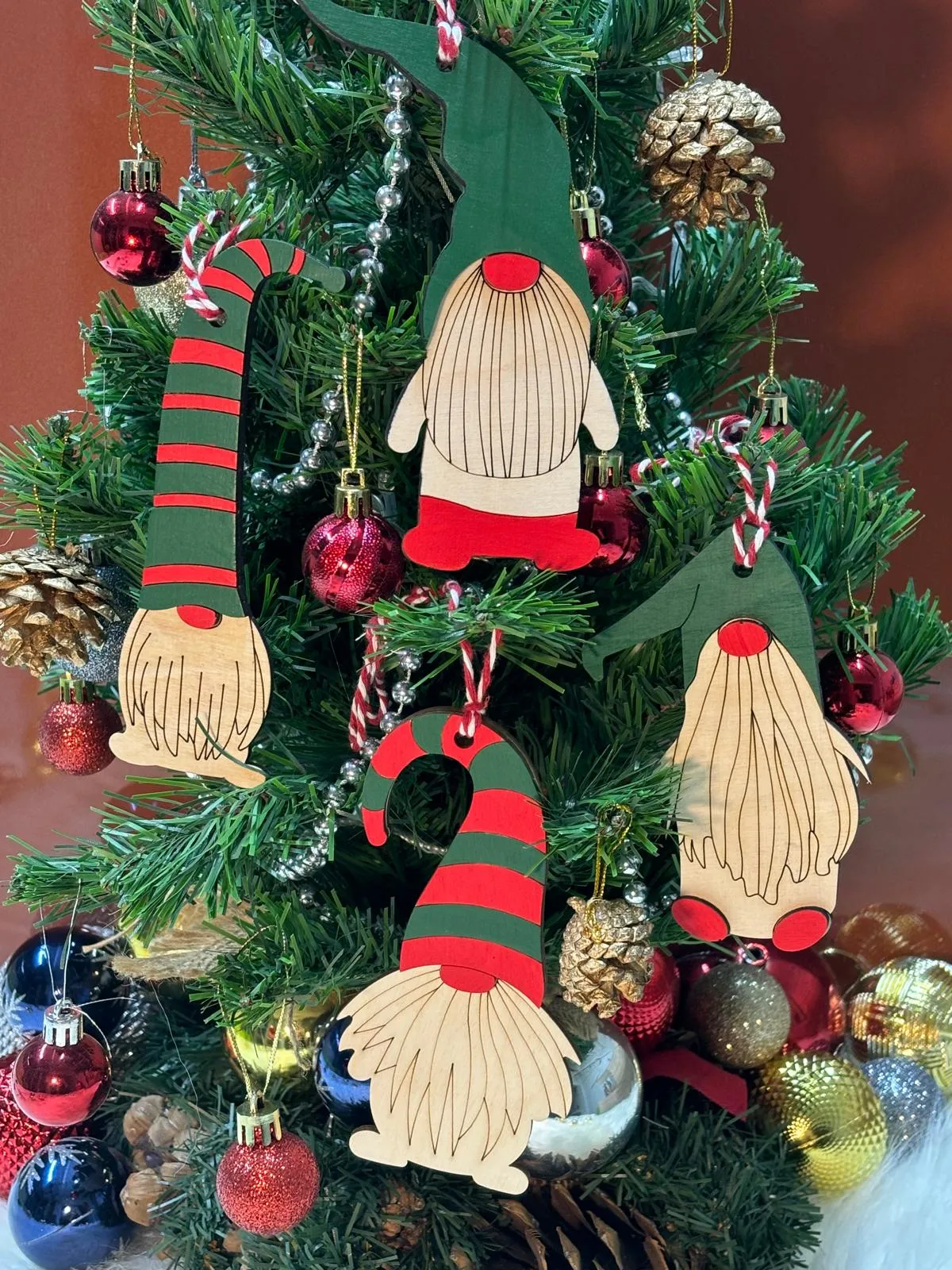 🎄 Doğal Huş Kontra Cüce Figürü Yılbaşı Süsü