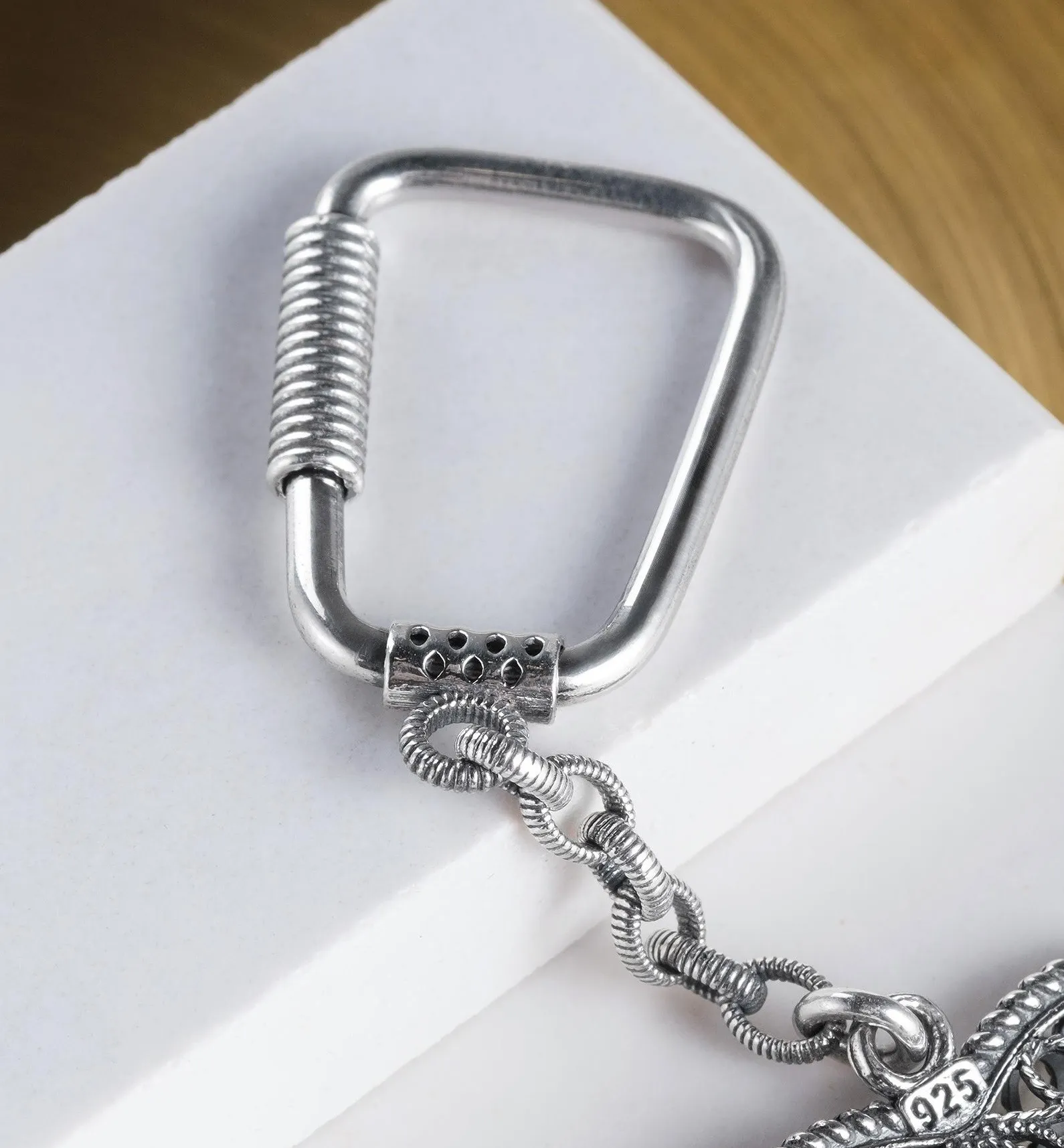 925 Sterling Silver Filigree Keyring with Mercedes Emblem - Midyat Craftsmanship