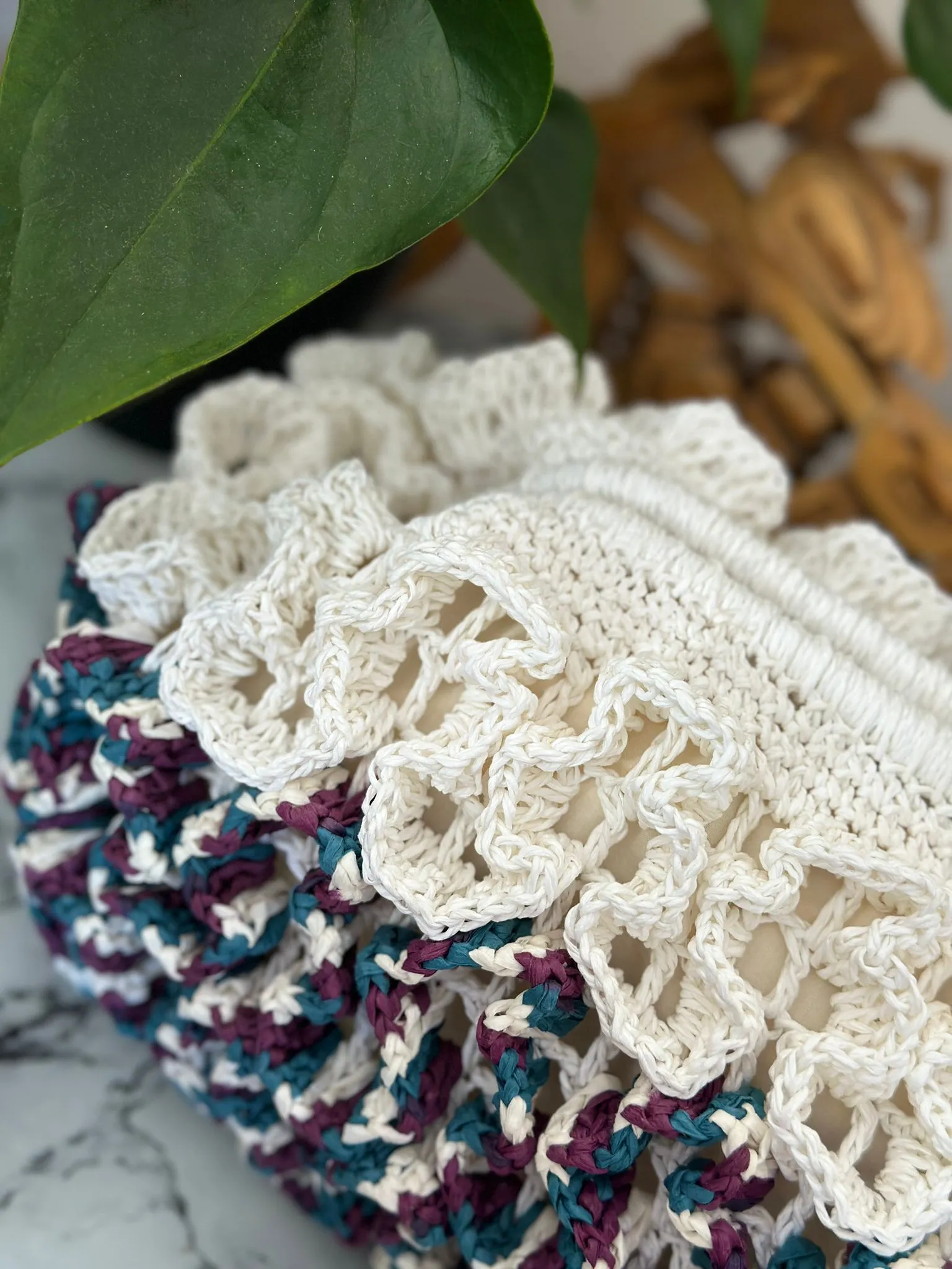 Rafya Burslu Zincirli Omuz Çantası - Çok Renkli El Örgüsü Portföy