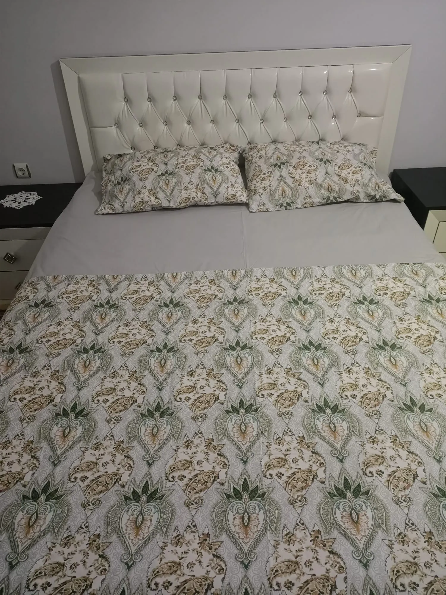 Desenli Çift kişilik nevresim takımı