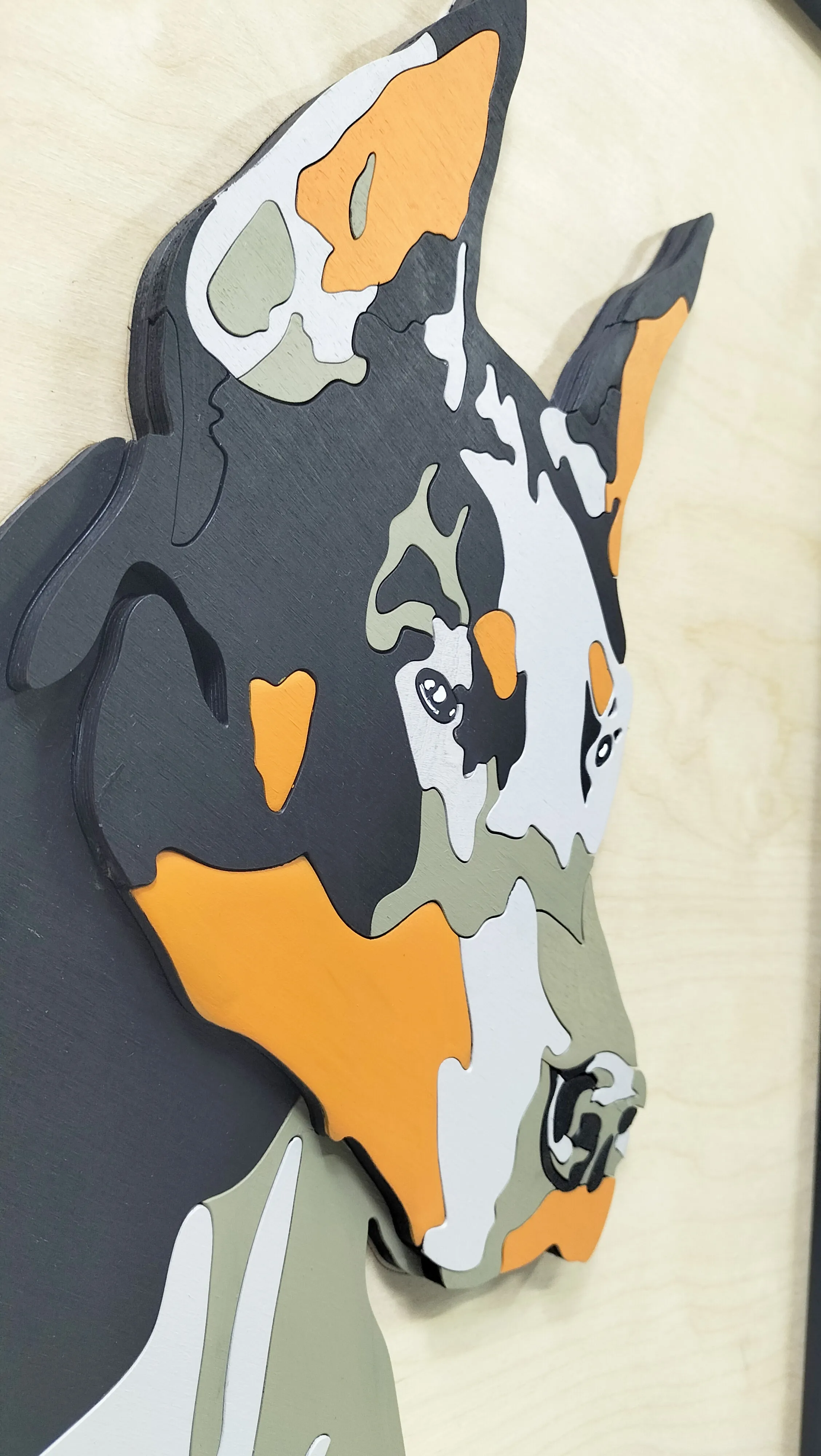 Doberman – Ahşap Katmanlı El Boyaması Tablo