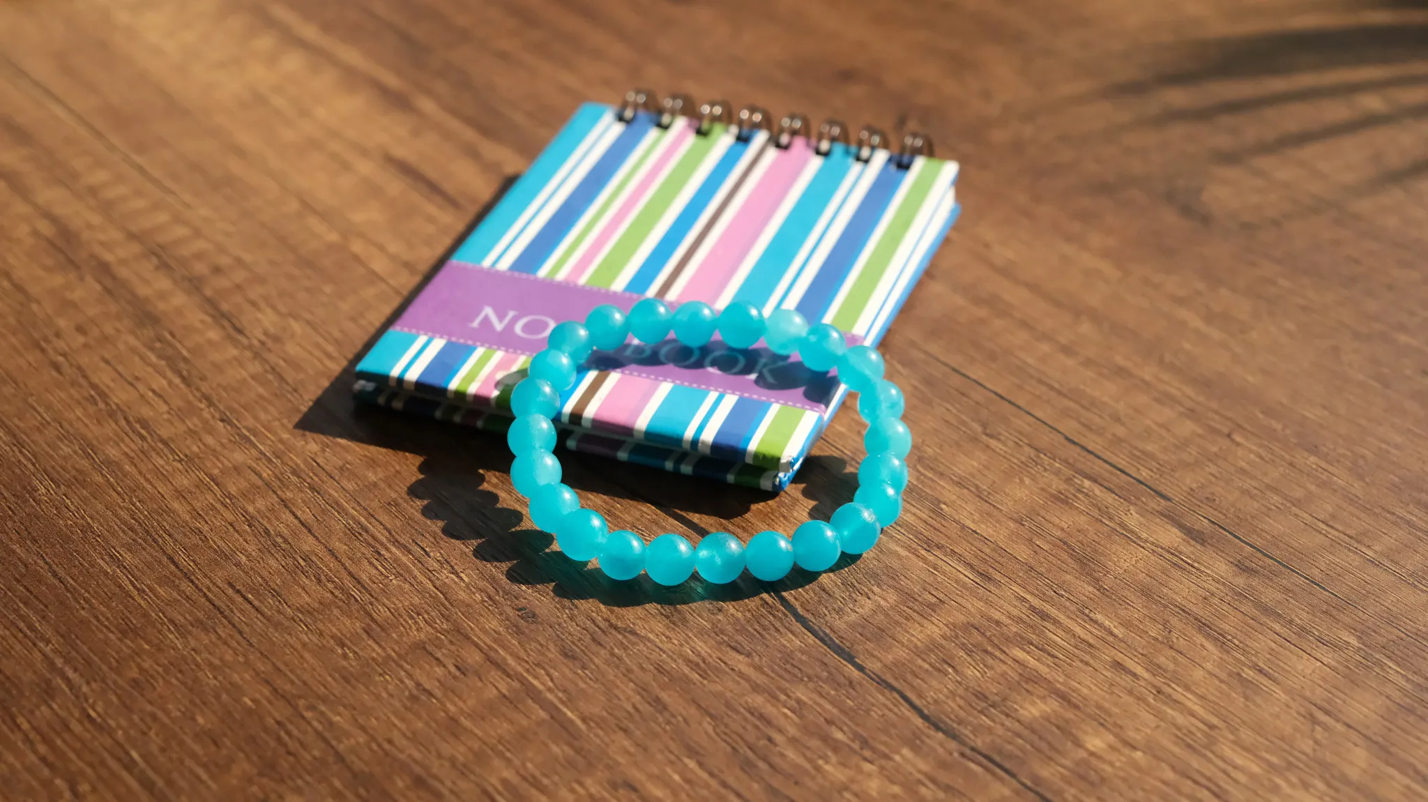 Turkuaz Renkli Doğal Taş Çocuk Bileklik - Boncuklu Şık Tasarım