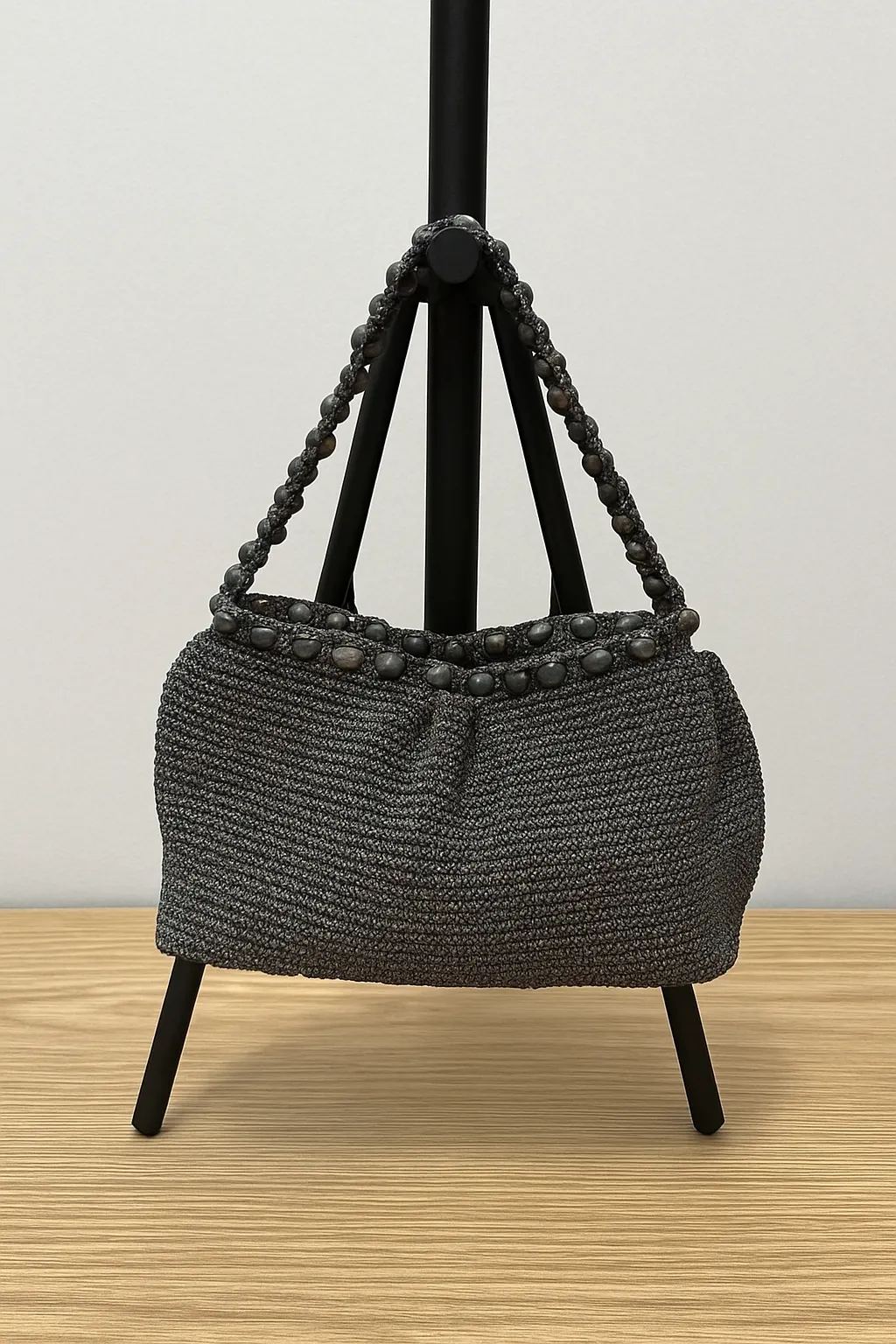 Siyah Makrome Örgü Boncuk Detaylı Omuz Çantası - Şık ve Zarif