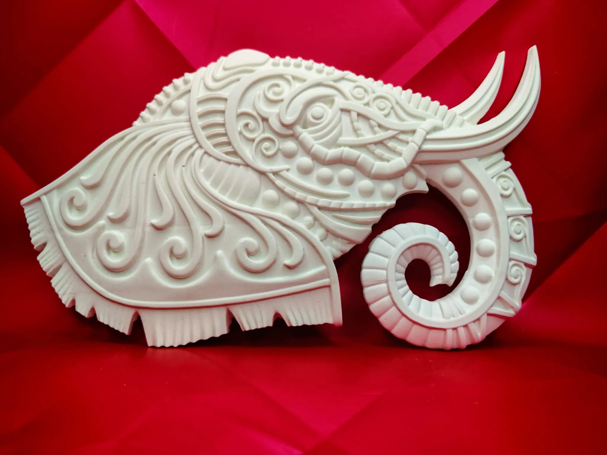 El Yapımı Fil Duvar Dekoru