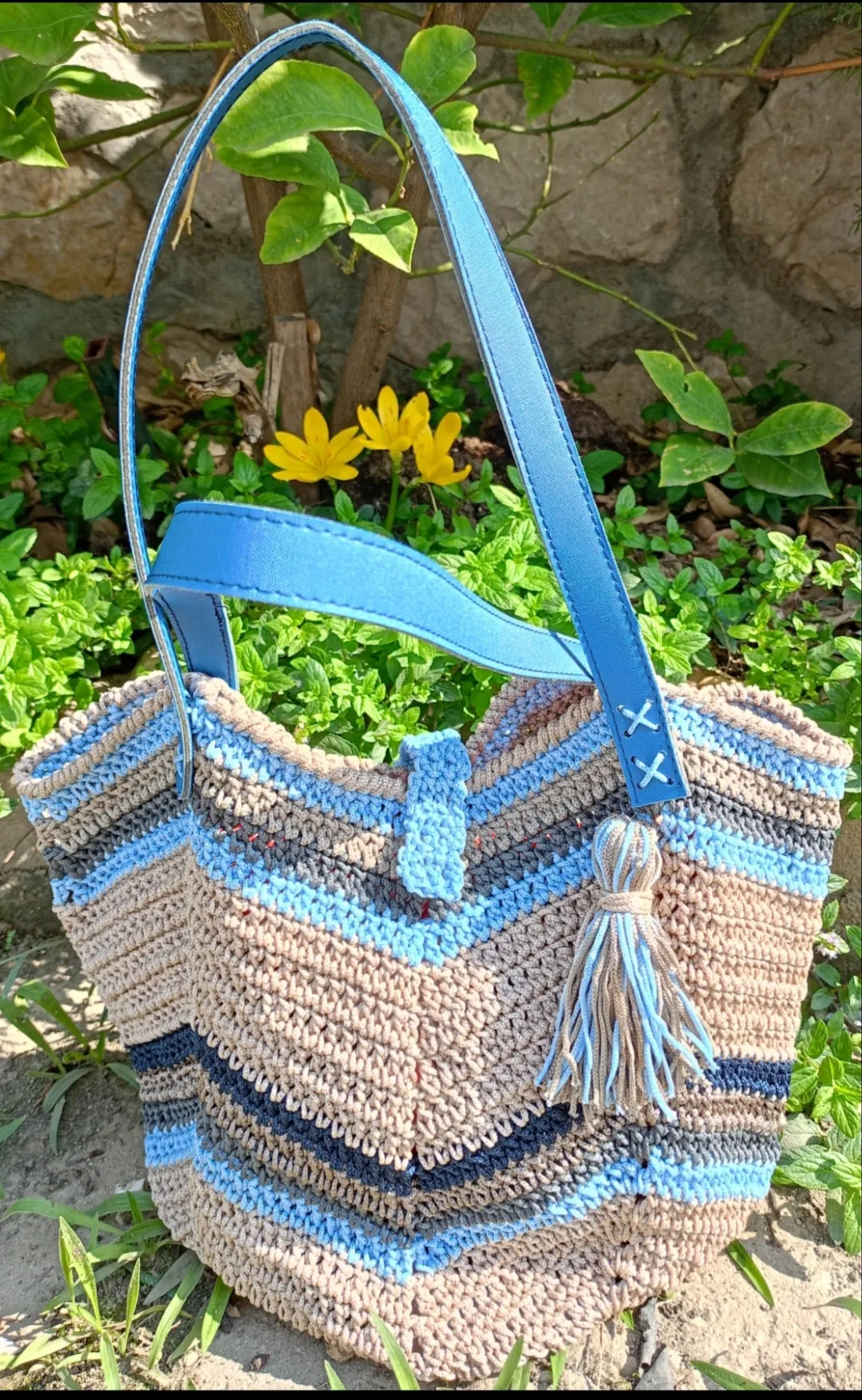 Mavi Detaylı Makrome Örgü Omuz Çantası - Püsküllü ve Çıtçıtlı