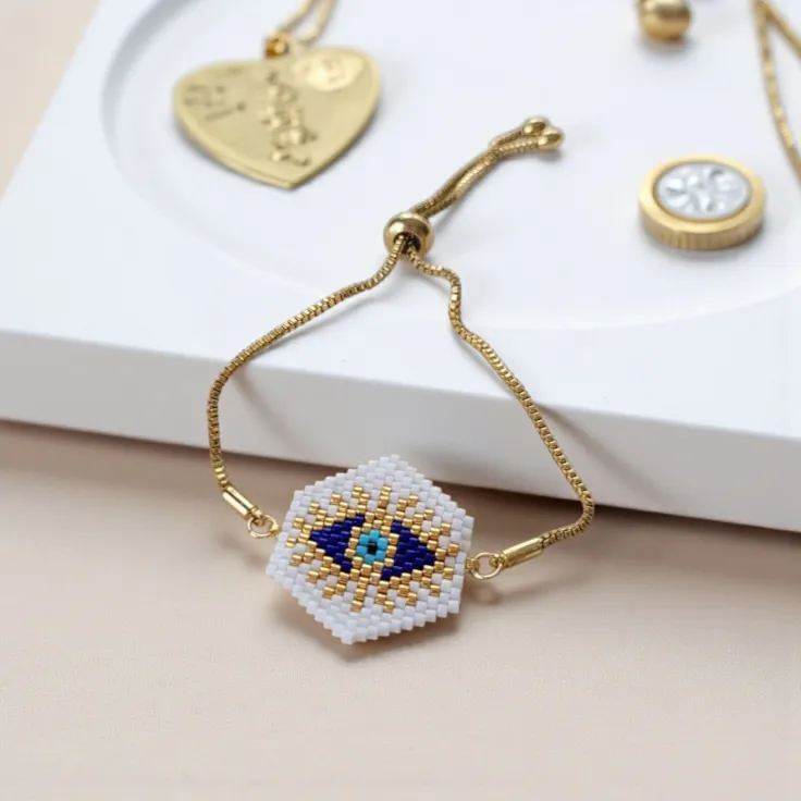 Miyuki Boncuklu Beyaz Göz Bileklik - Altın Rengi Zincirli