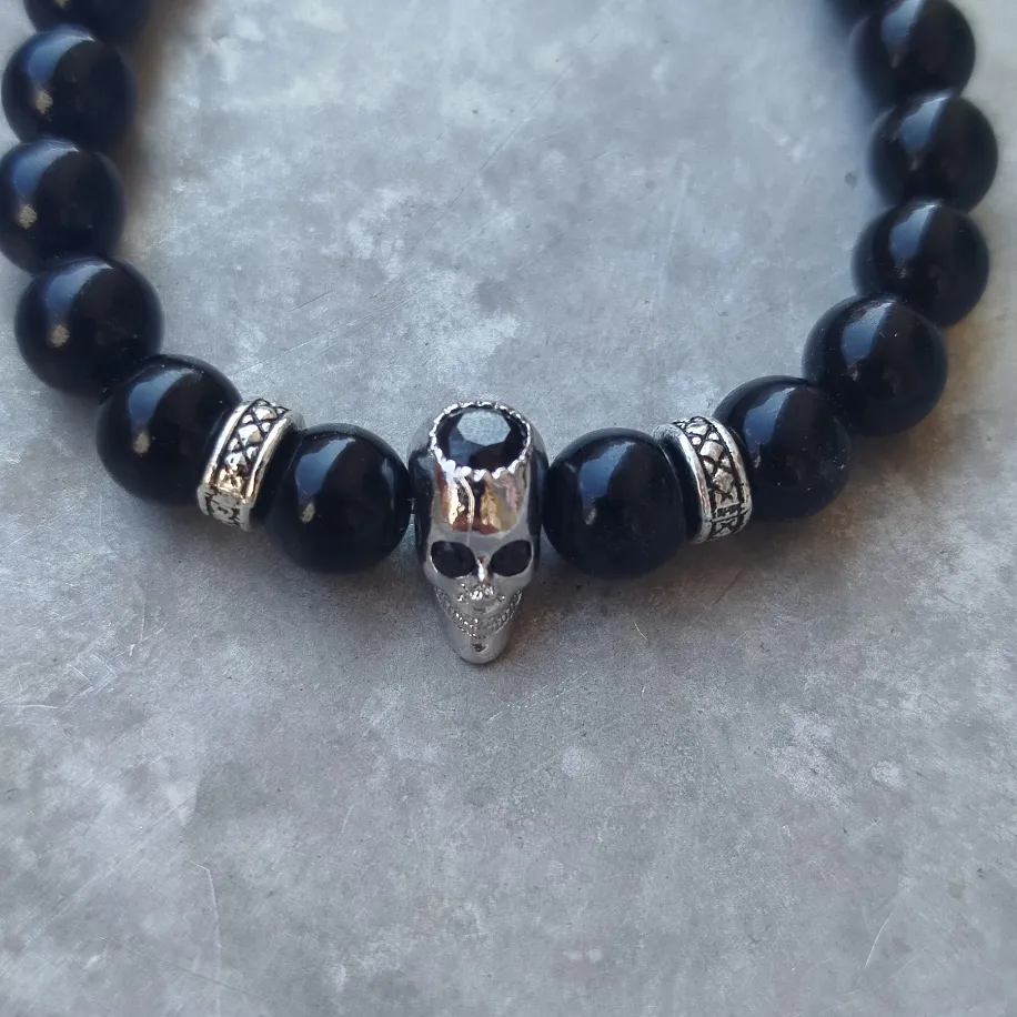 💀 Kurukafa Figürlü Hematit/Onyx Doğal Taş Bileklik | Erkek/Unisex Aksesuar
