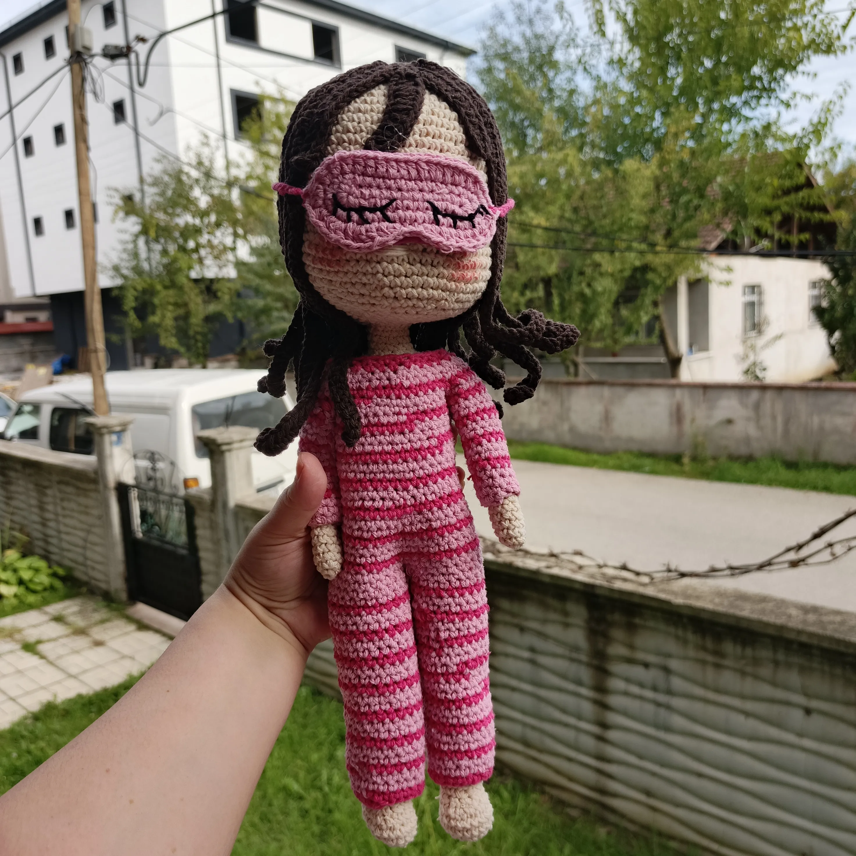 Pembe Pijamalı Örgü Kız Bebek - 39 cm Boyunda - El Emeği