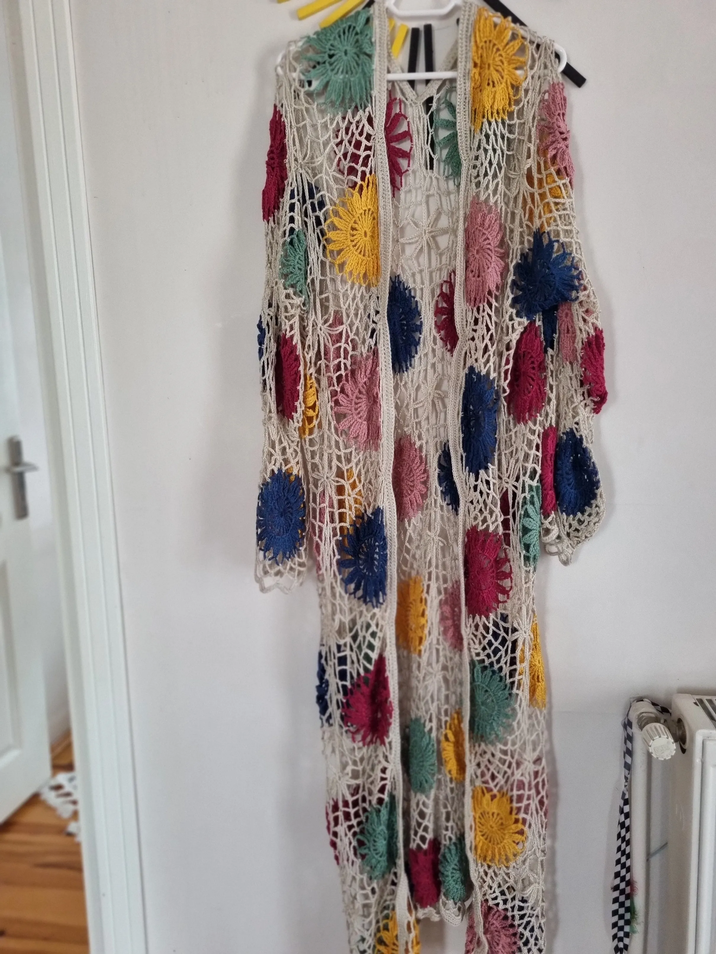 Renkli Çiçek Desenli Örgü Kadın Uzun Hırka - Bohem Tarzı