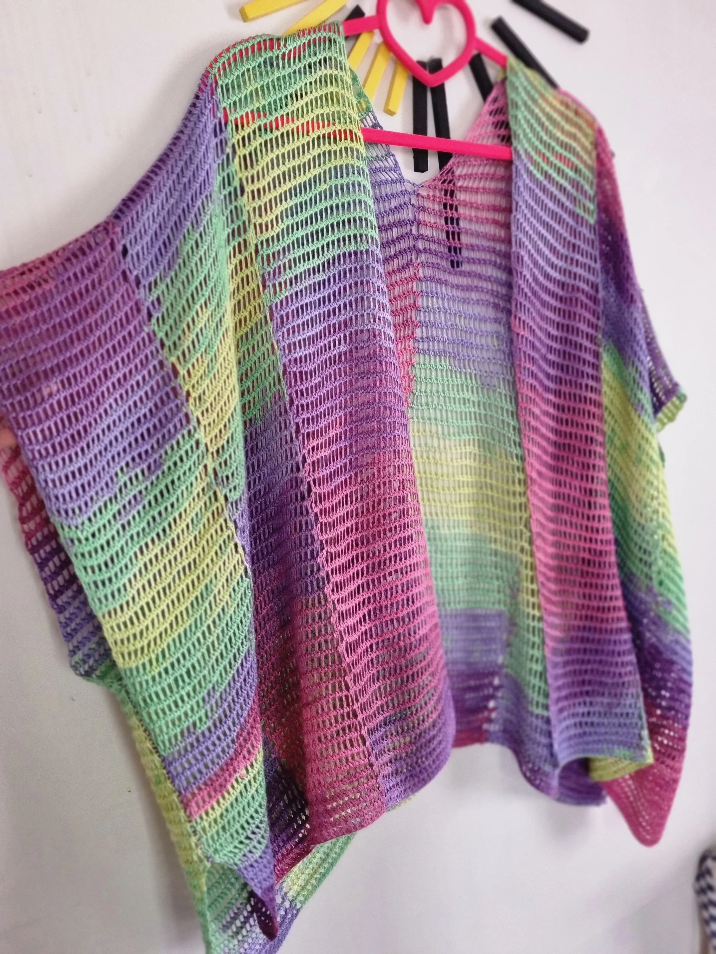 Batik Desenli Kadın Salaş Örgü Yelek - Alize Diva İplik