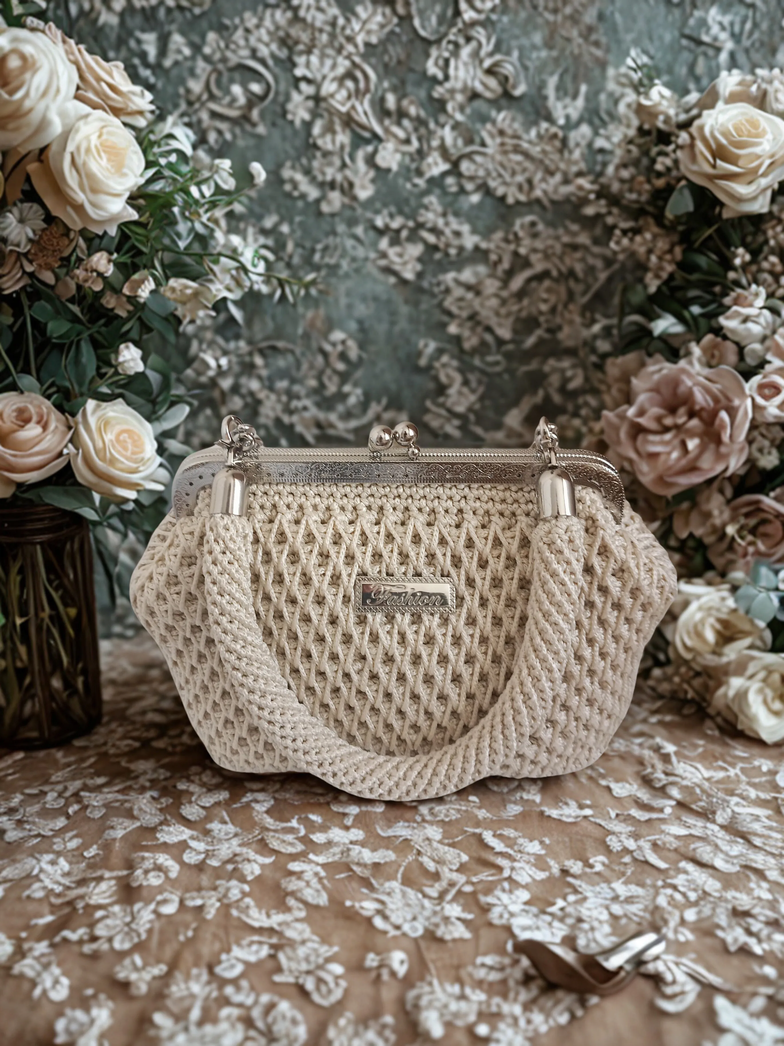 Krem Renkli Makrome Örgü Klipsli Çanta - Zincir Askılı El Emeği