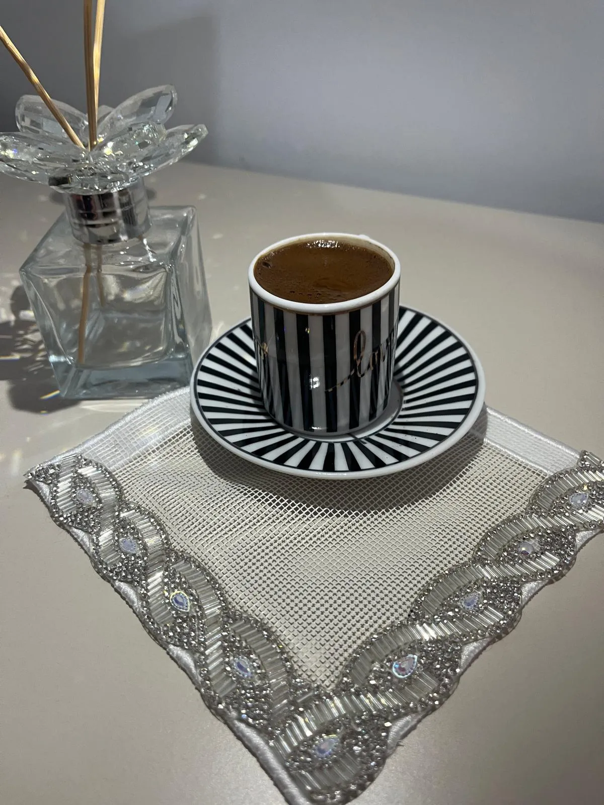 Gümüş Taş İşlemeli Beyaz Kahve Sunum Peçetesi - 6'lı Set