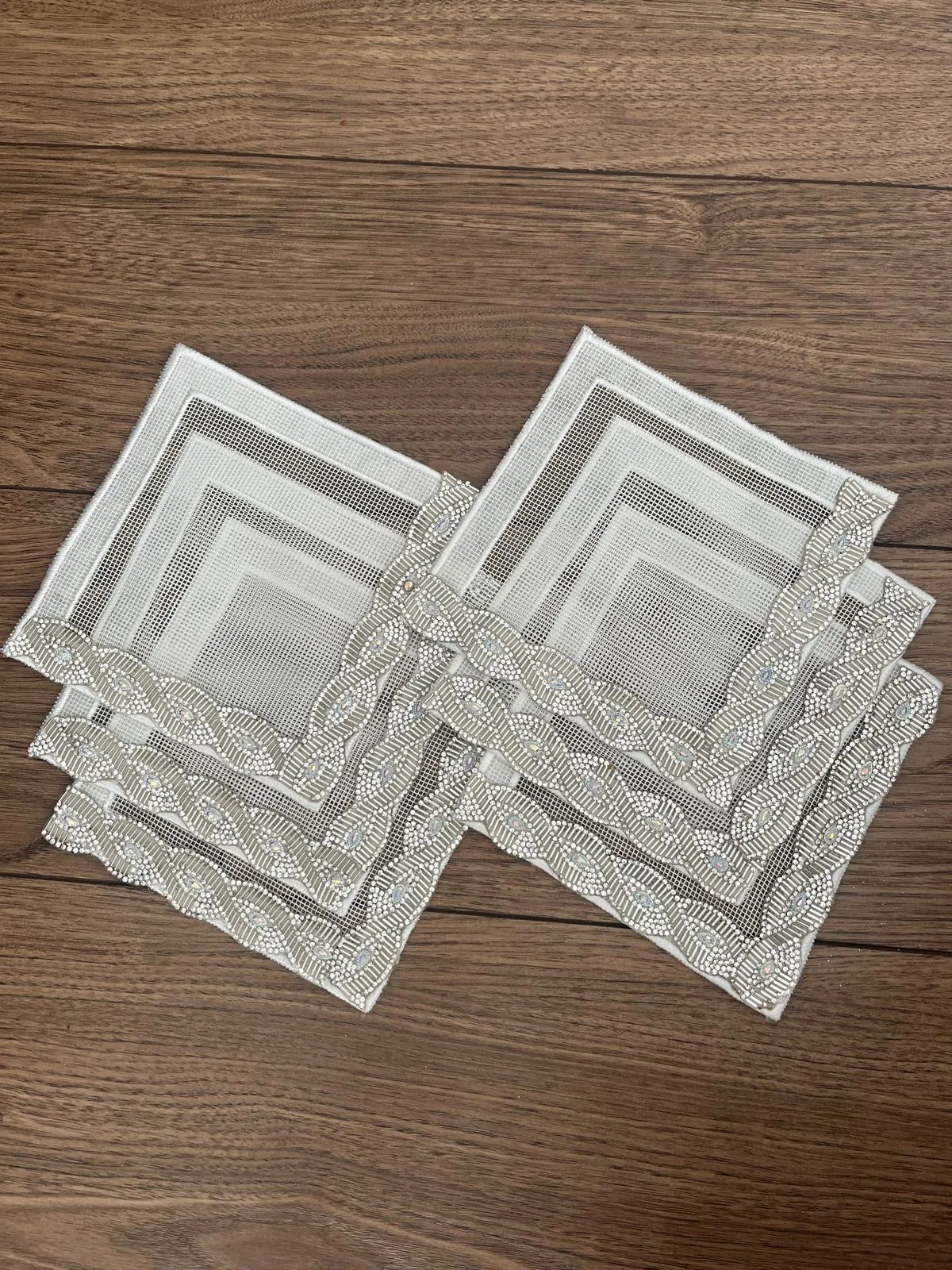Gümüş Taş İşlemeli Beyaz Kahve Sunum Peçetesi - 6'lı Set